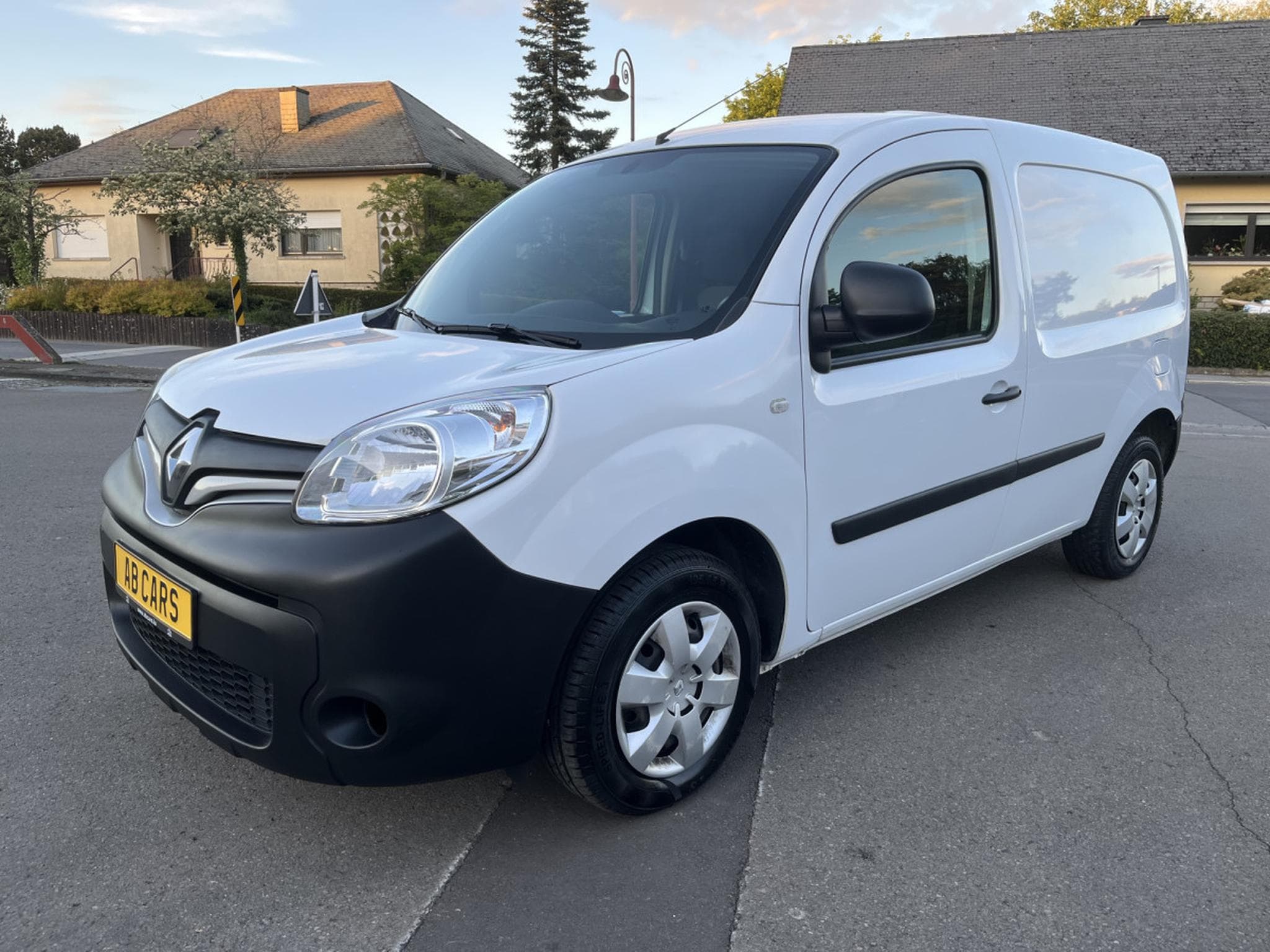Renault Kangoo 1.5dci Kangoo Clim PDC 3 places (2018) - Photo 15