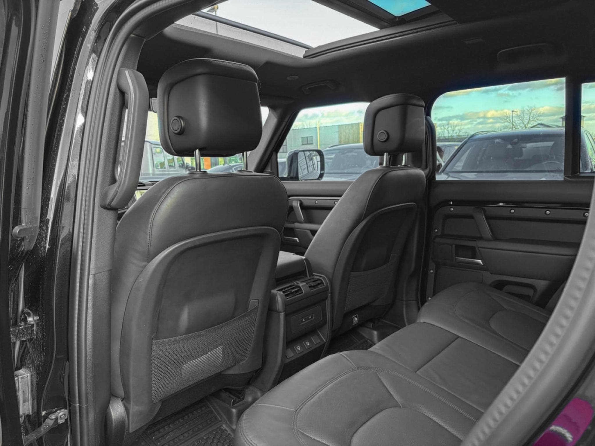 Land-Rover Defender DEFENDER 110 D250X-DYNAMIC SE AWD MY25 (2025) - Foto 10