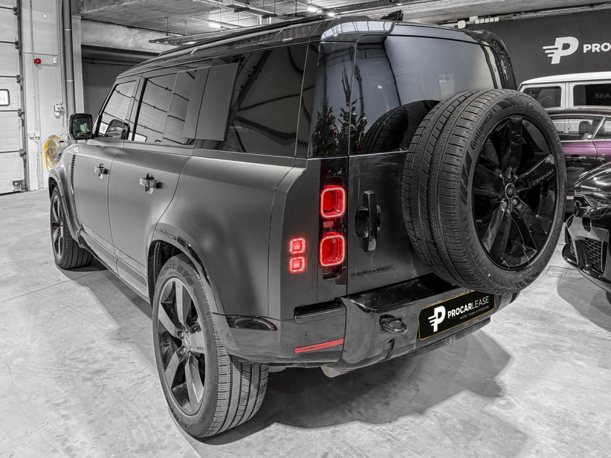 Land-Rover Defender DEFENDER 110 D250X-DYNAMIC SE AWD MY25 (2025) - Foto 4