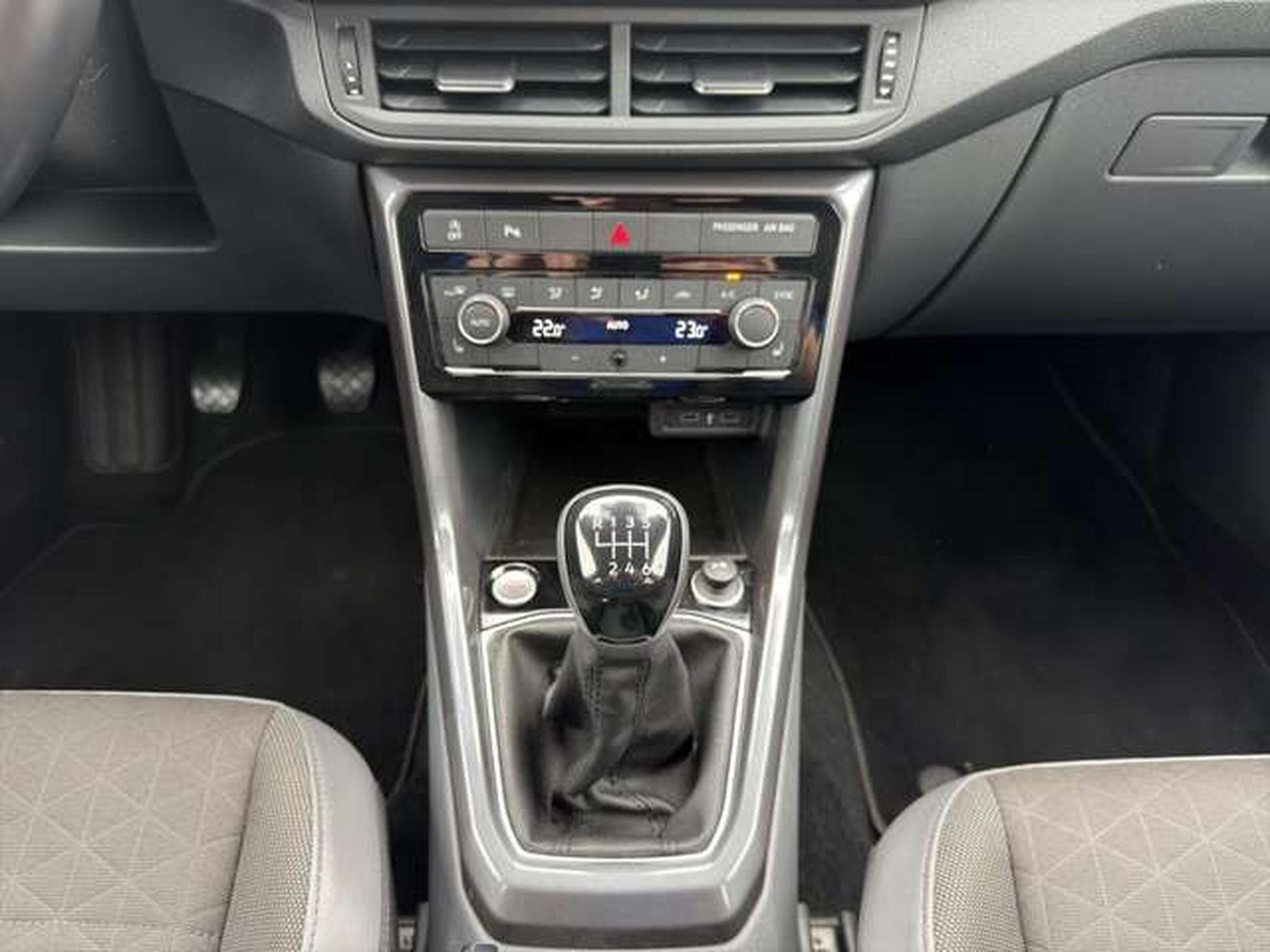 VW T-Cross Style/Kamera/Side-A/ACC/17"/Navi (2021) - Foto 15