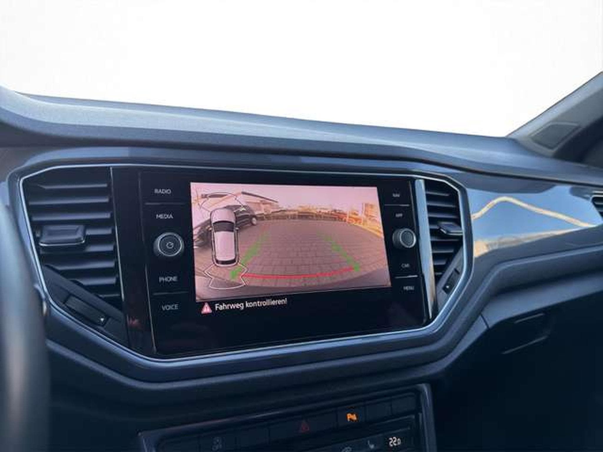 VW T-Roc Sport 4Motion/Navi/Standhzg/ACC/AHK (2021) - Foto 15