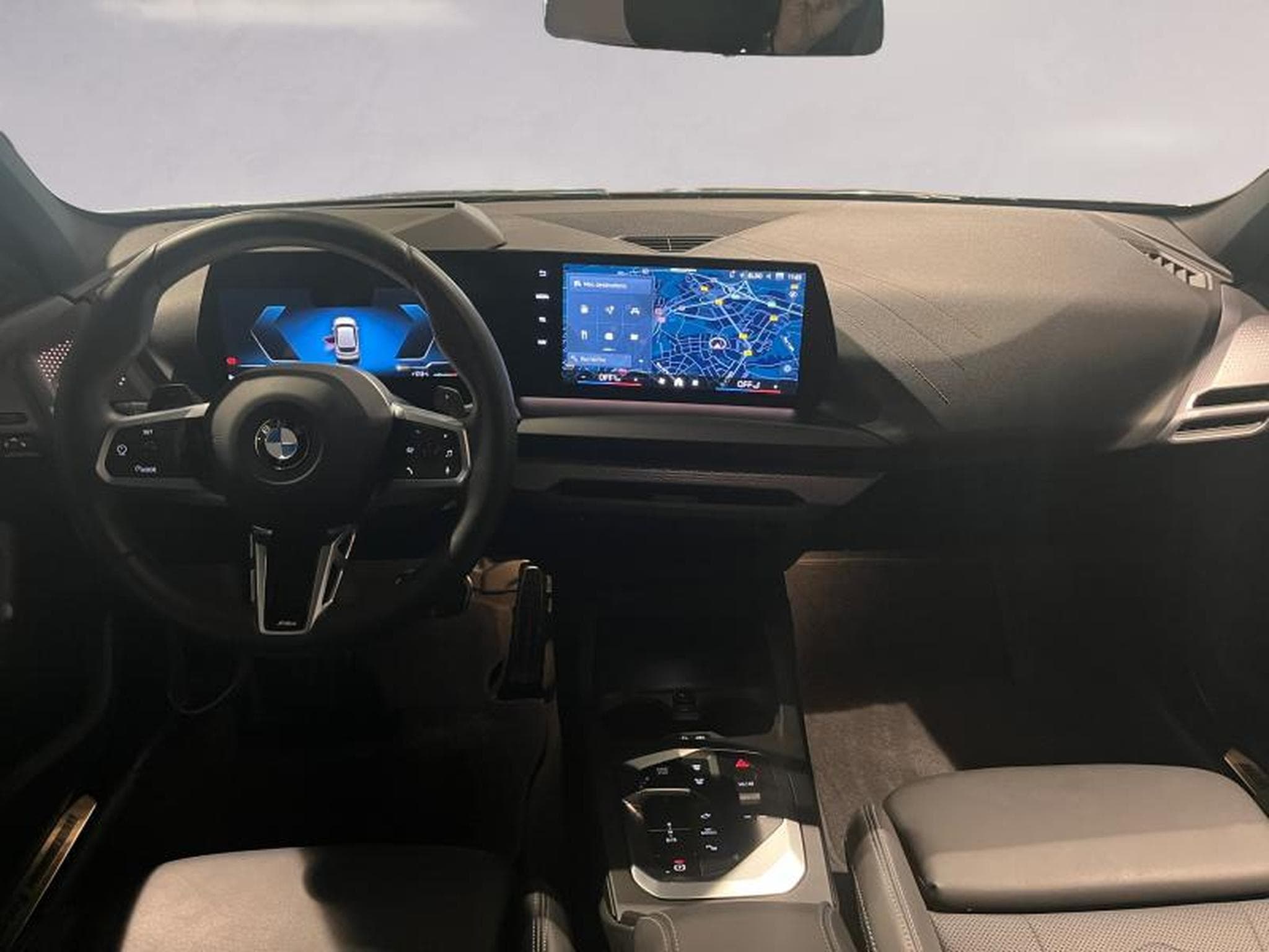 BMW 123 123i xDrive (2025) - Photo 6
