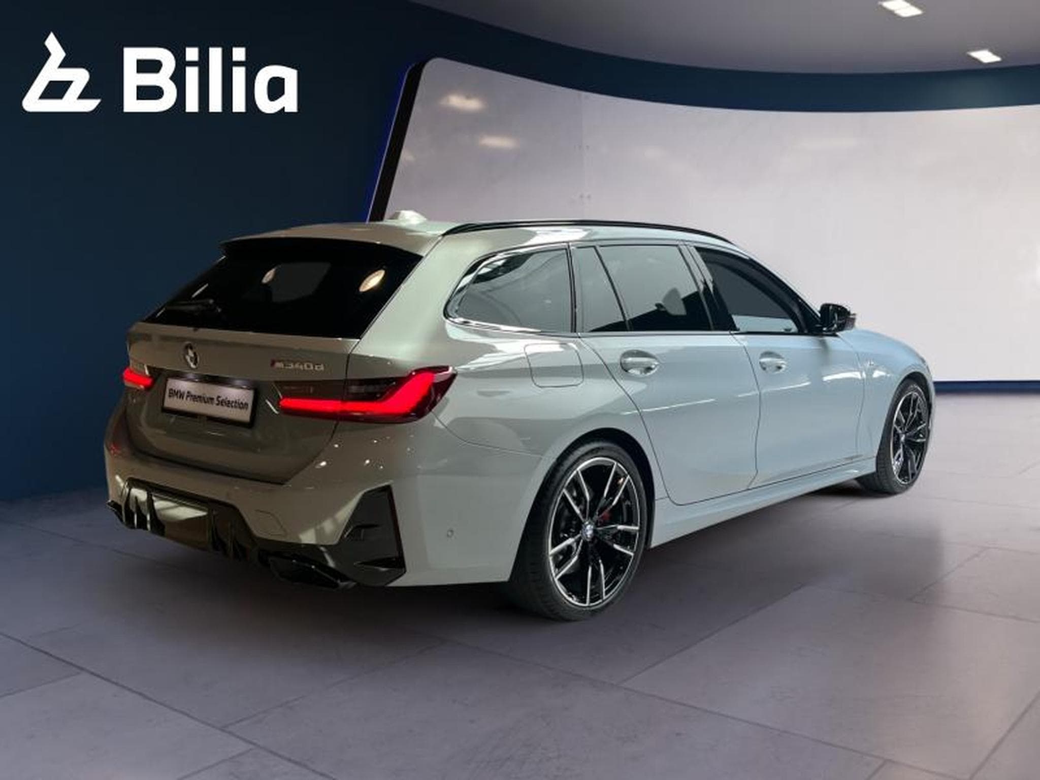 BMW 340 M340d xDrive Touring M Sport (2025) - Photo 14