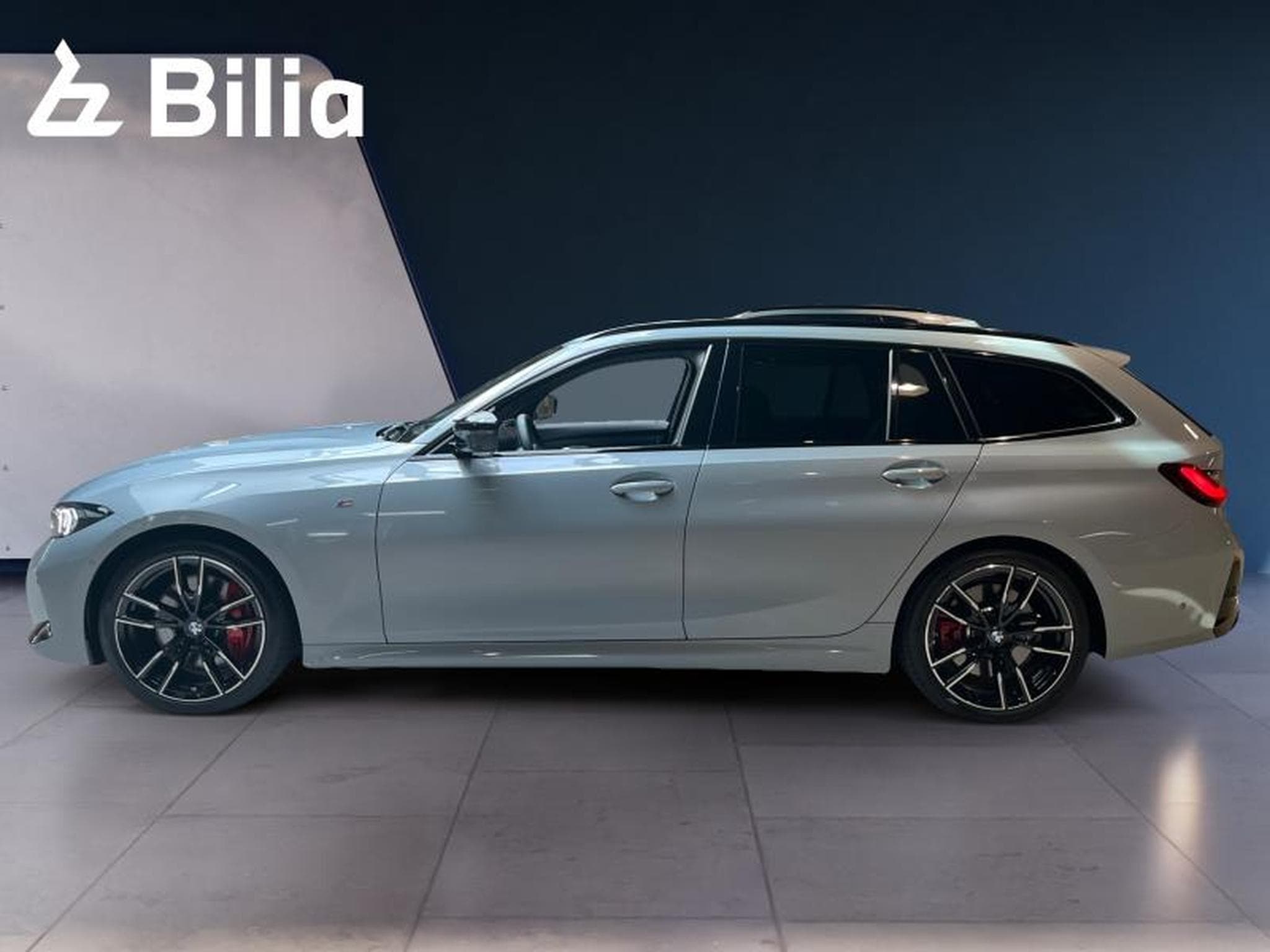 BMW 340 M340d xDrive Touring M Sport (2025) - Photo 17