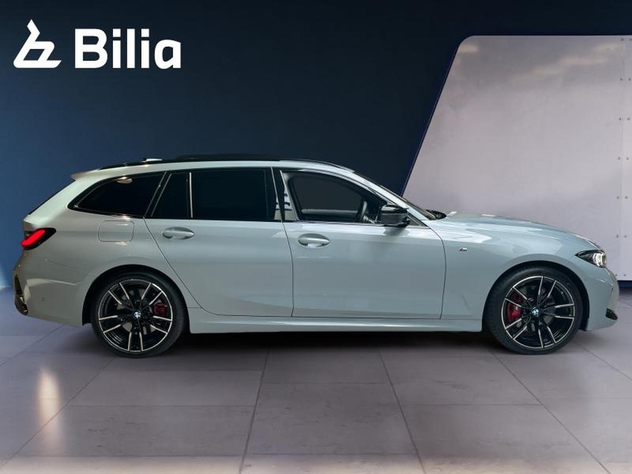 BMW 340 M340d xDrive Touring M Sport (2025) - Photo 3