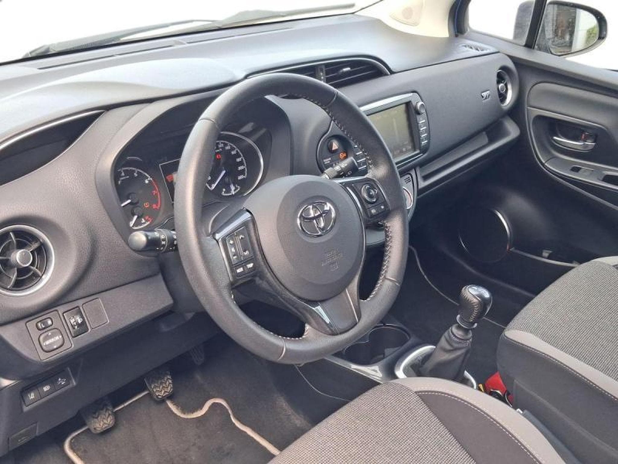 Toyota Yaris Y20 (2019) - Foto 7