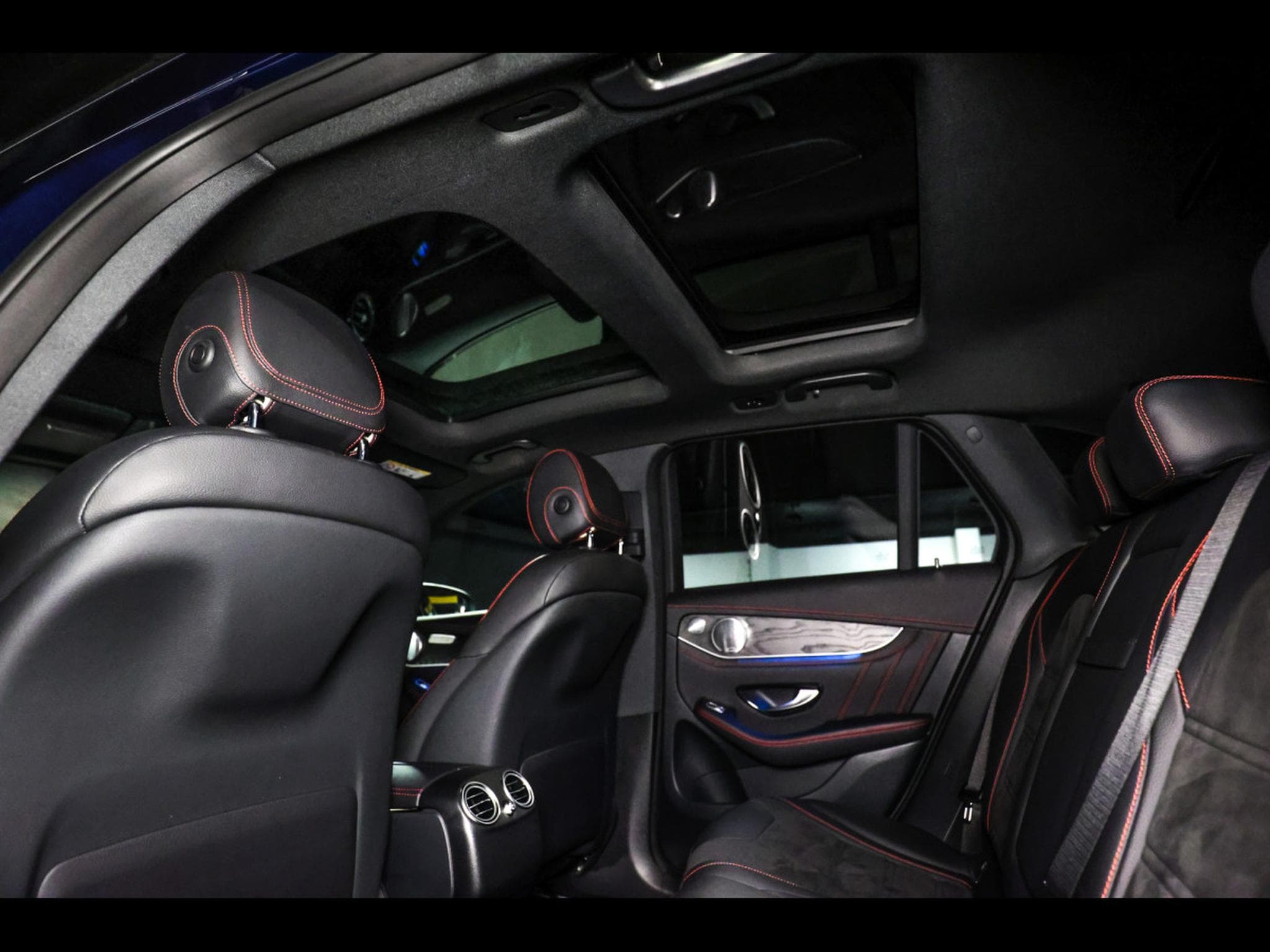 Mercedes GLC 43 AMG 4MATIC BVM9 – PACK NIGHT - CAVANSITBLAU MEATALLIC (2018) - Foto 22
