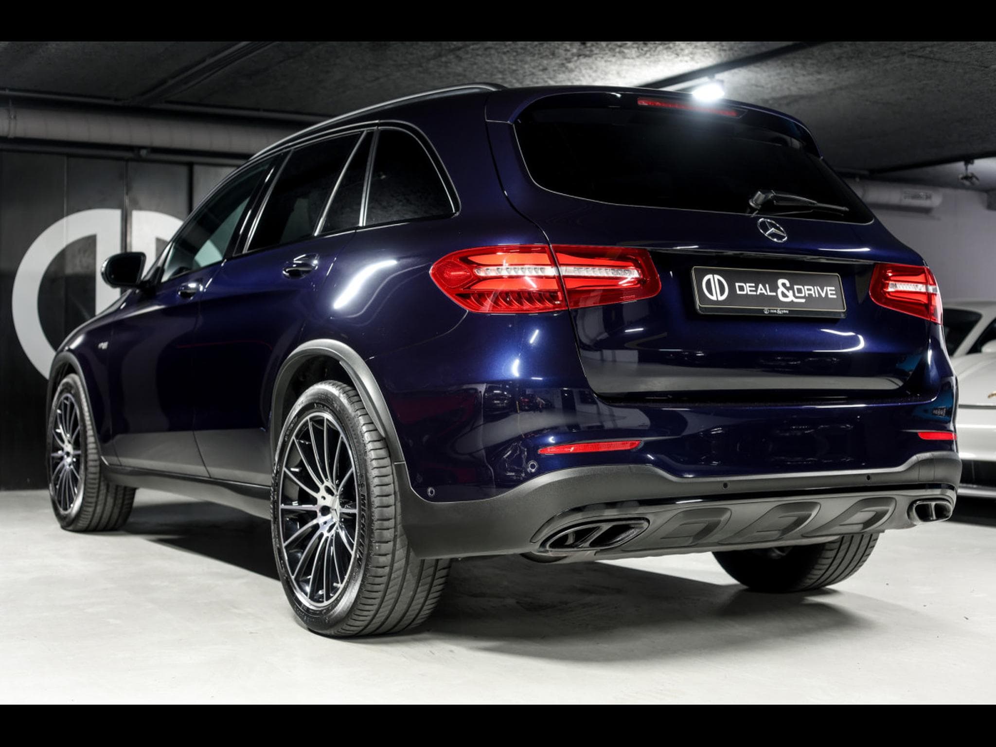 Mercedes GLC 43 AMG 4MATIC BVM9 – PACK NIGHT - CAVANSITBLAU MEATALLIC (2018) - Foto 3