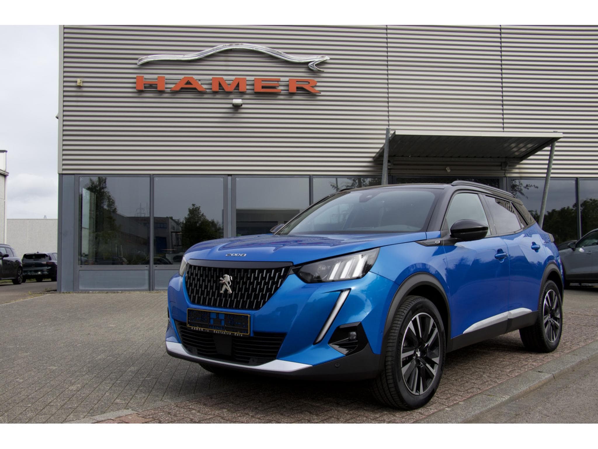Peugeot 2008 BlueHDi EAT8 GT ACC AHK Panorama (2023) - Foto 1