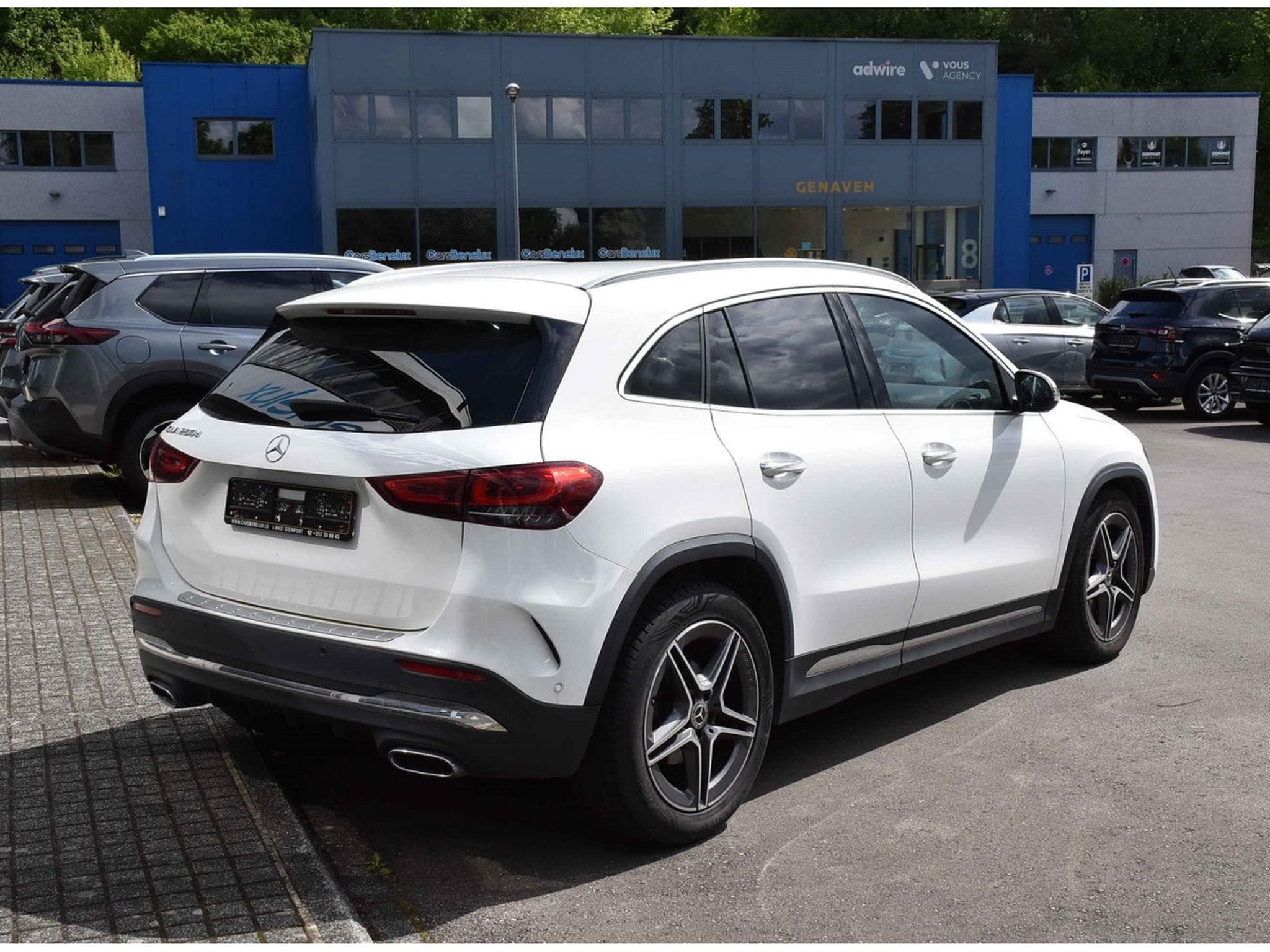 Mercedes GLA 200 CDI AMG Line 8G-Tronic GPS LANE SIDE CAM KEYLESS 1° MAIN (2021) - Photo 4
