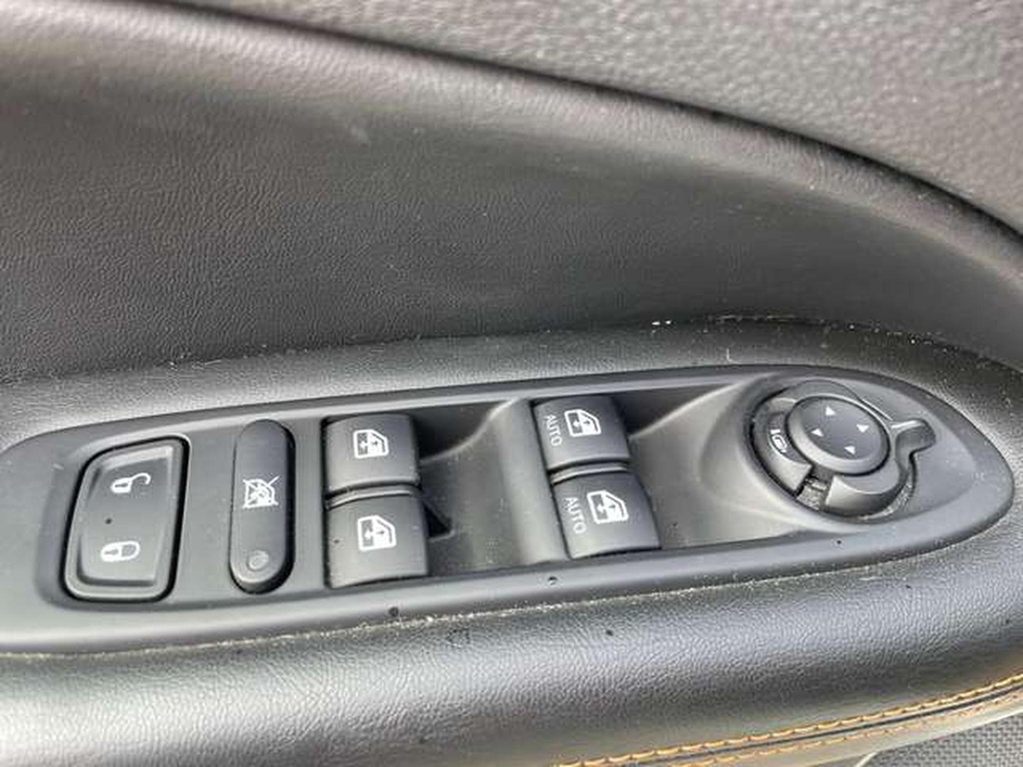 Jeep Compass 4x4 Auto Limited JUSQU'A 48 MOIS DE GARANTIE (2019) - Foto 10
