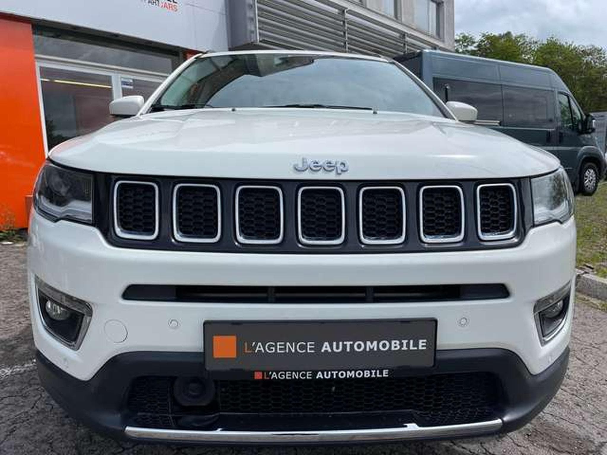 Jeep Compass 4x4 Auto Limited JUSQU'A 48 MOIS DE GARANTIE (2019) - Foto 3