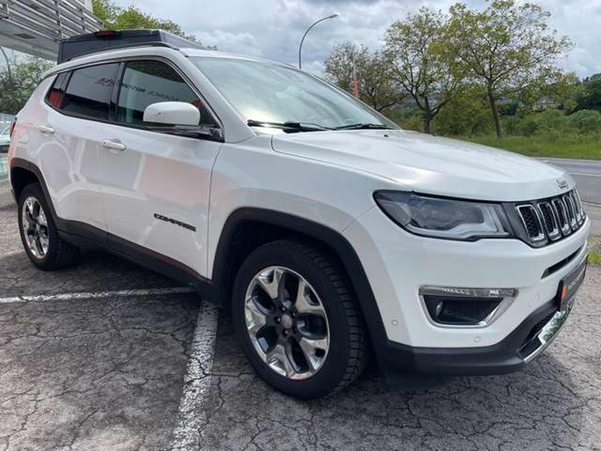 Jeep Compass 4x4 Auto Limited JUSQU'A 48 MOIS DE GARANTIE (2019) - Foto 4