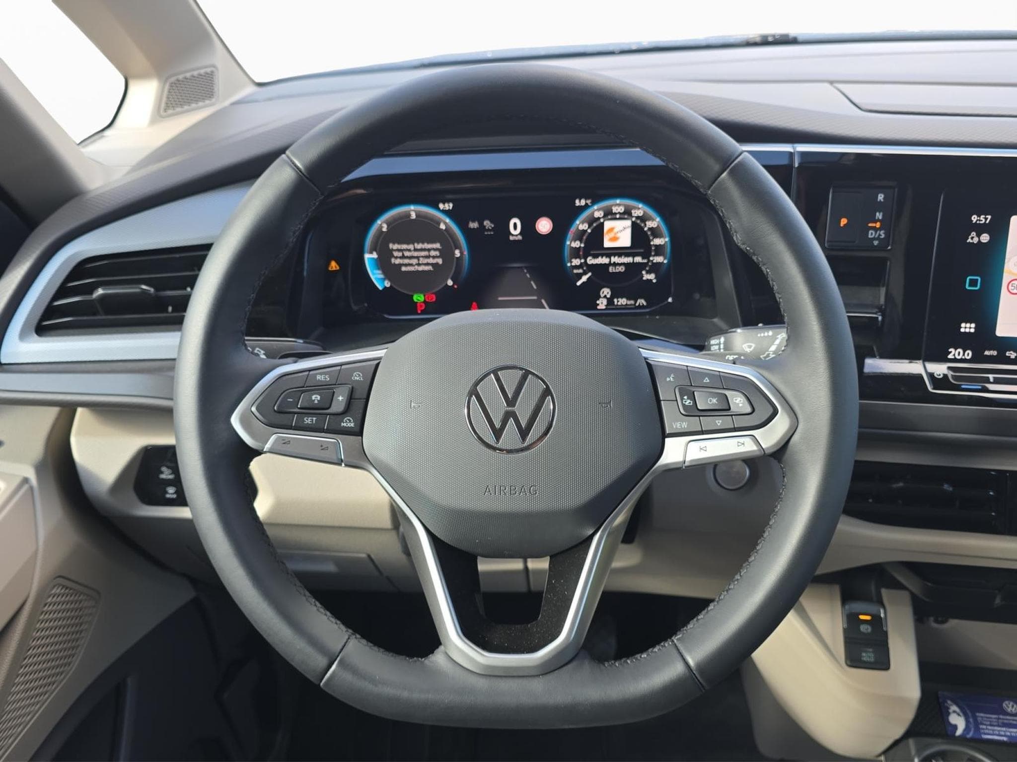 VW California Coast (2026) - Photo 10