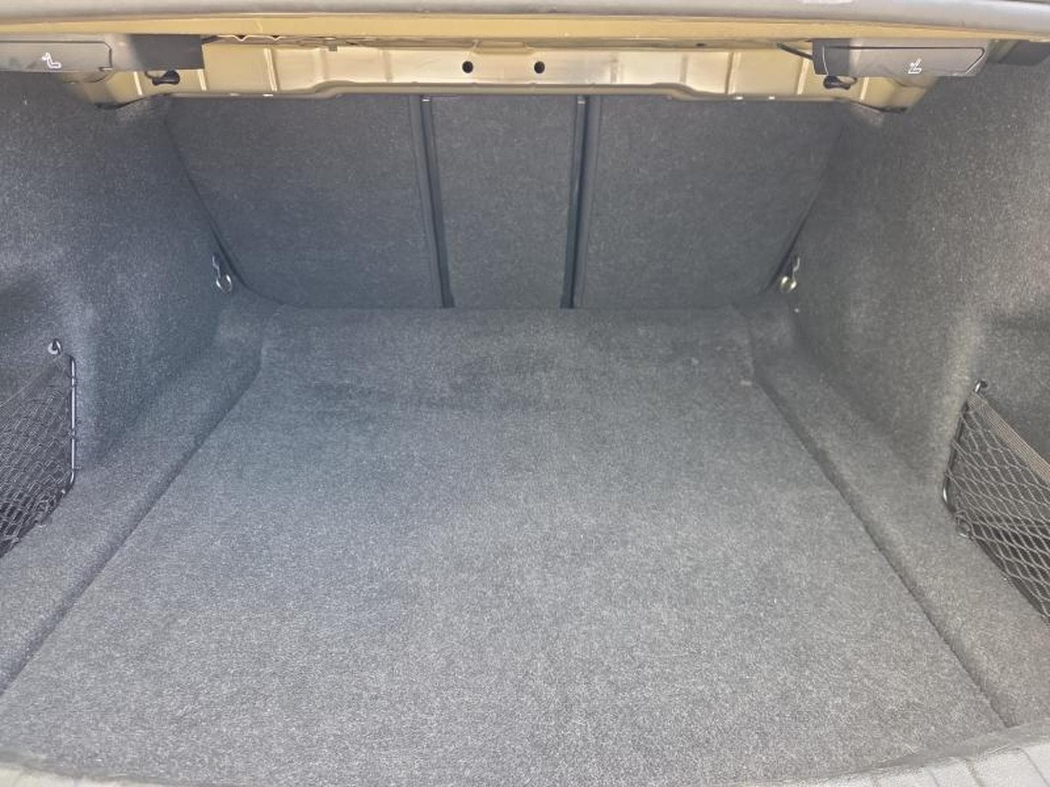 BMW 320 I Pack M / Essence (2020) - Photo 14