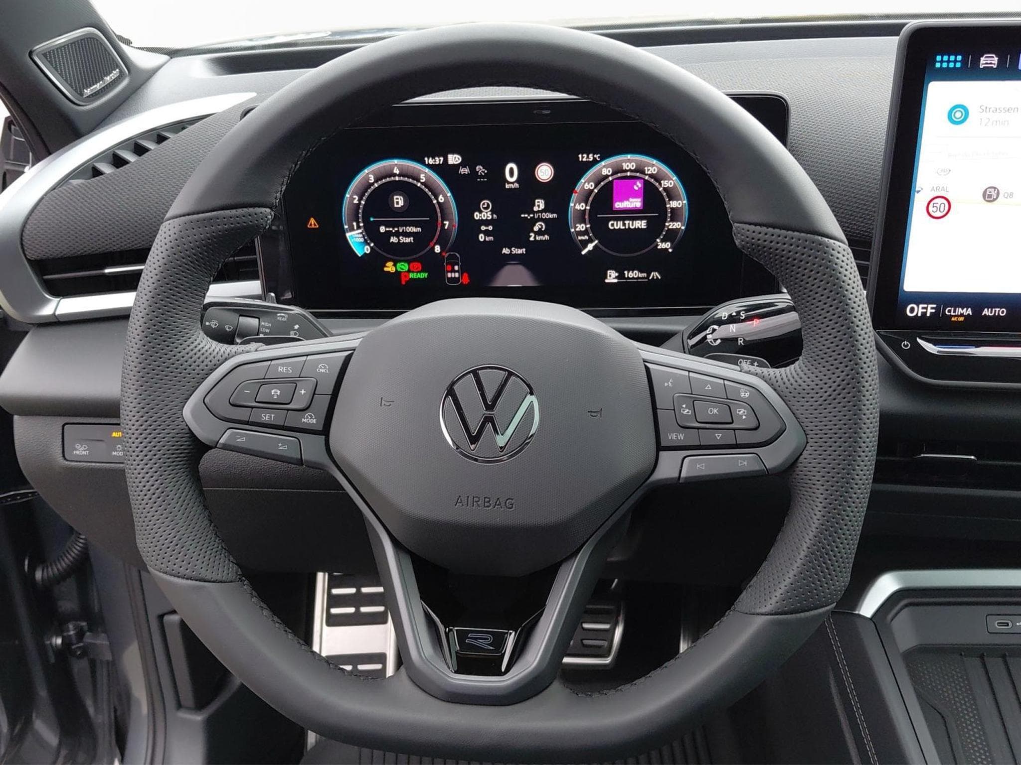 VW T-Roc R-Line (2026) - Photo 10