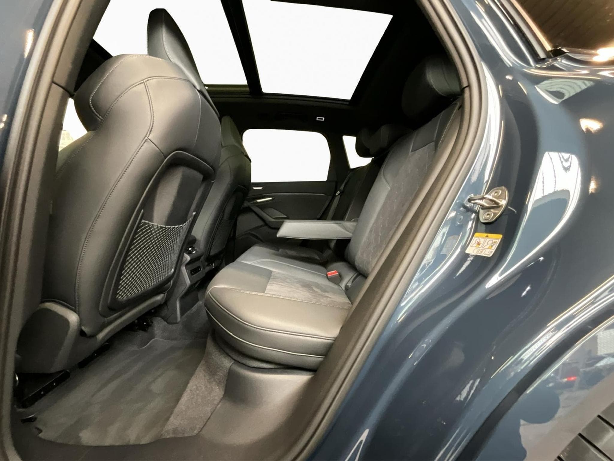 Audi SQ6 e-tron 95kWh+Quattro+P.Premium+MMIexperience (2025) - Photo 16