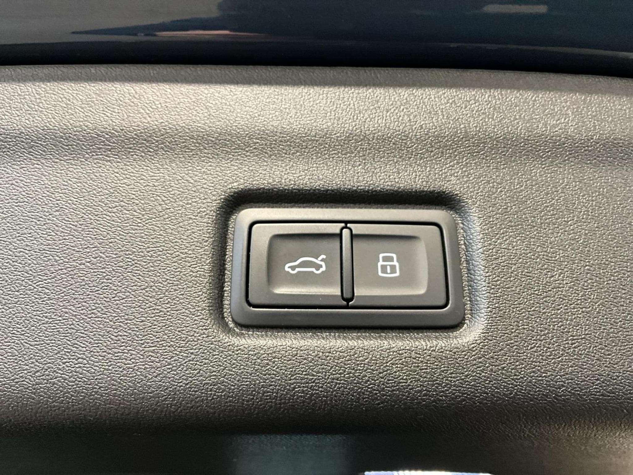 Audi SQ6 e-tron 95kWh+Quattro+P.Premium+MMIexperience (2025) - Photo 20