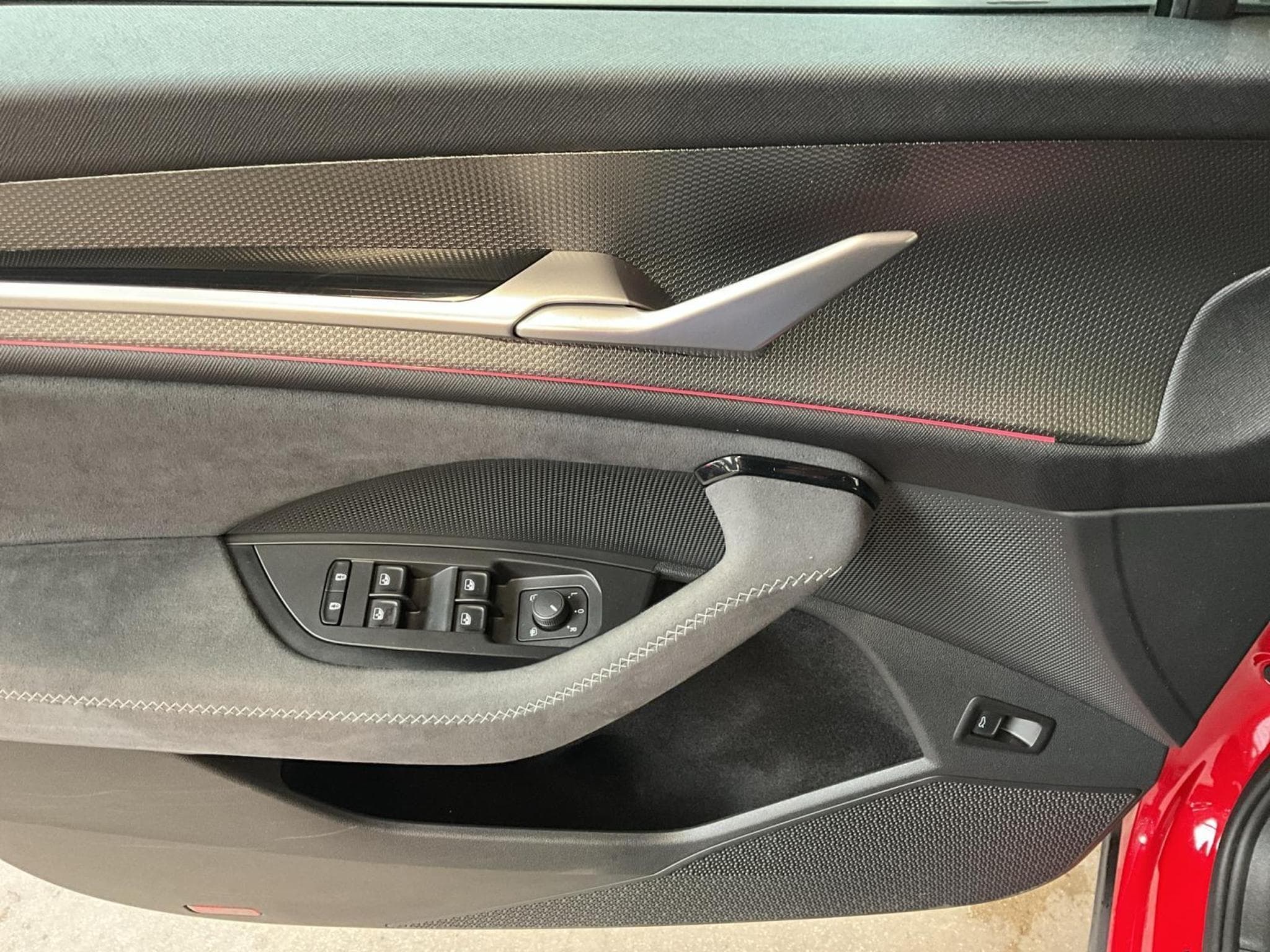 Skoda Kodiaq Sportline+DSG+4x4+Pano+AHK+Stand-H. (2025) - Photo 14