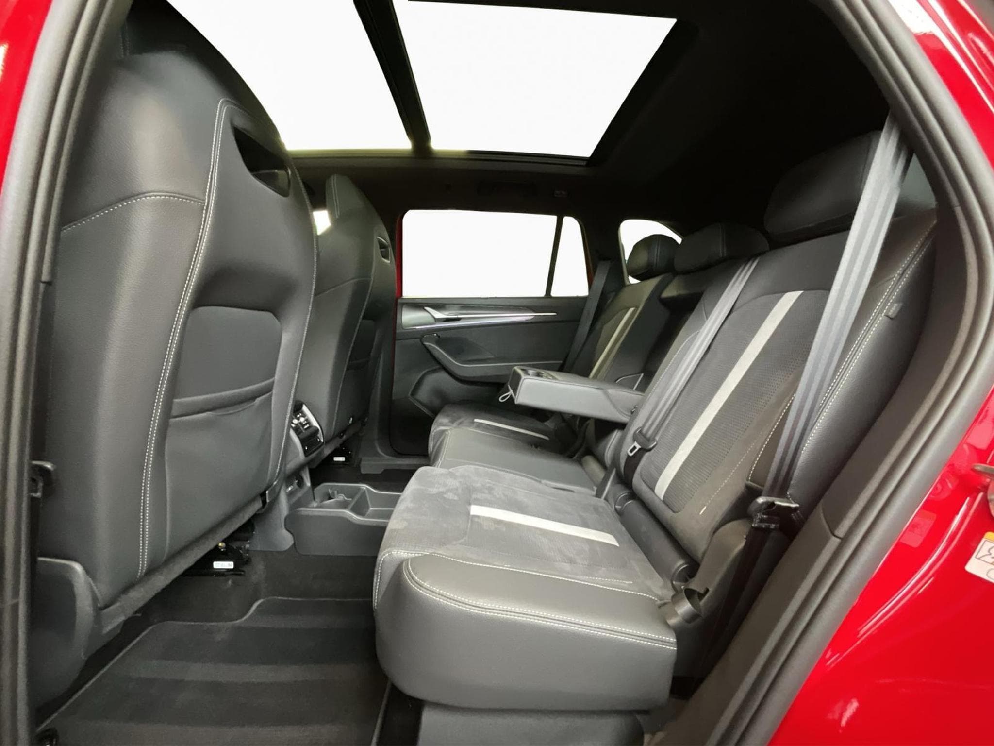 Skoda Kodiaq Sportline+DSG+4x4+Pano+AHK+Stand-H. (2025) - Photo 16