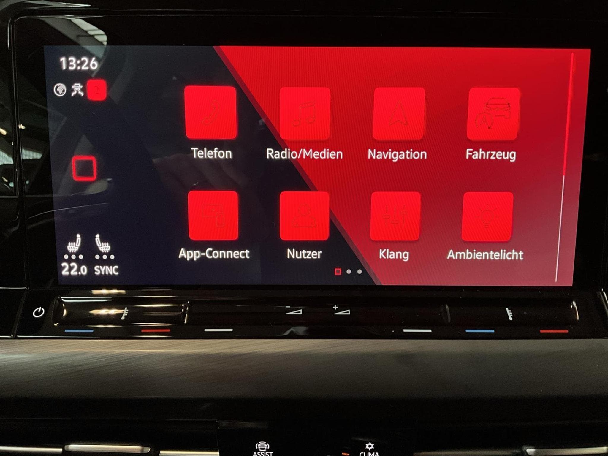 VW Golf Style+DSG+PHEV+Pano+Navi+RearView (2022) - Photo 15