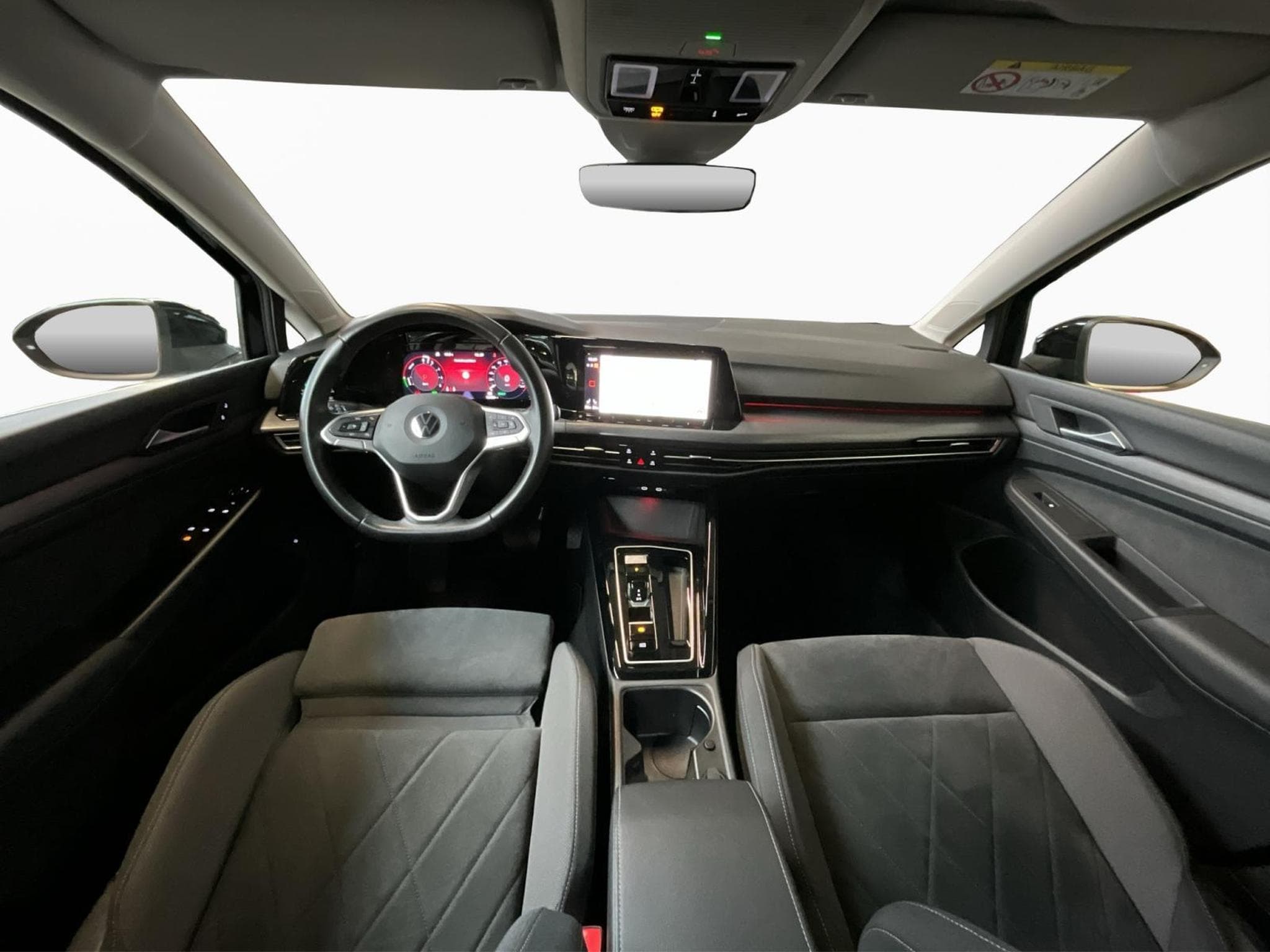 VW Golf Style+DSG+PHEV+Pano+Navi+RearView (2022) - Photo 2