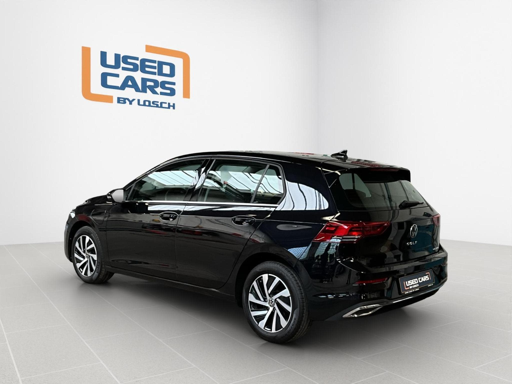 VW Golf Style+DSG+PHEV+Pano+Navi+RearView (2022) - Photo 5