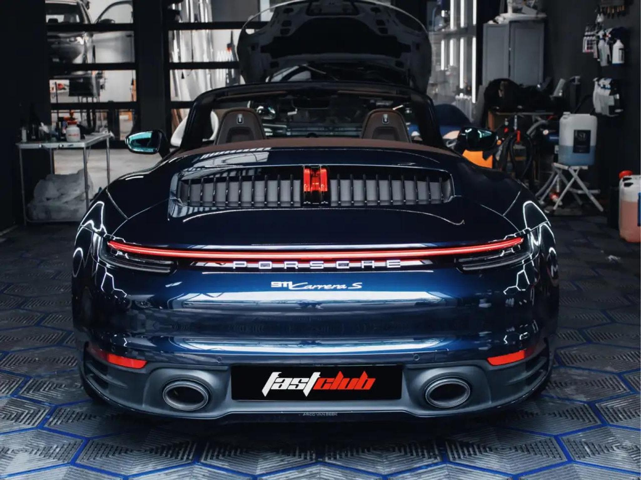 Porsche 911 (2021) - Photo 7