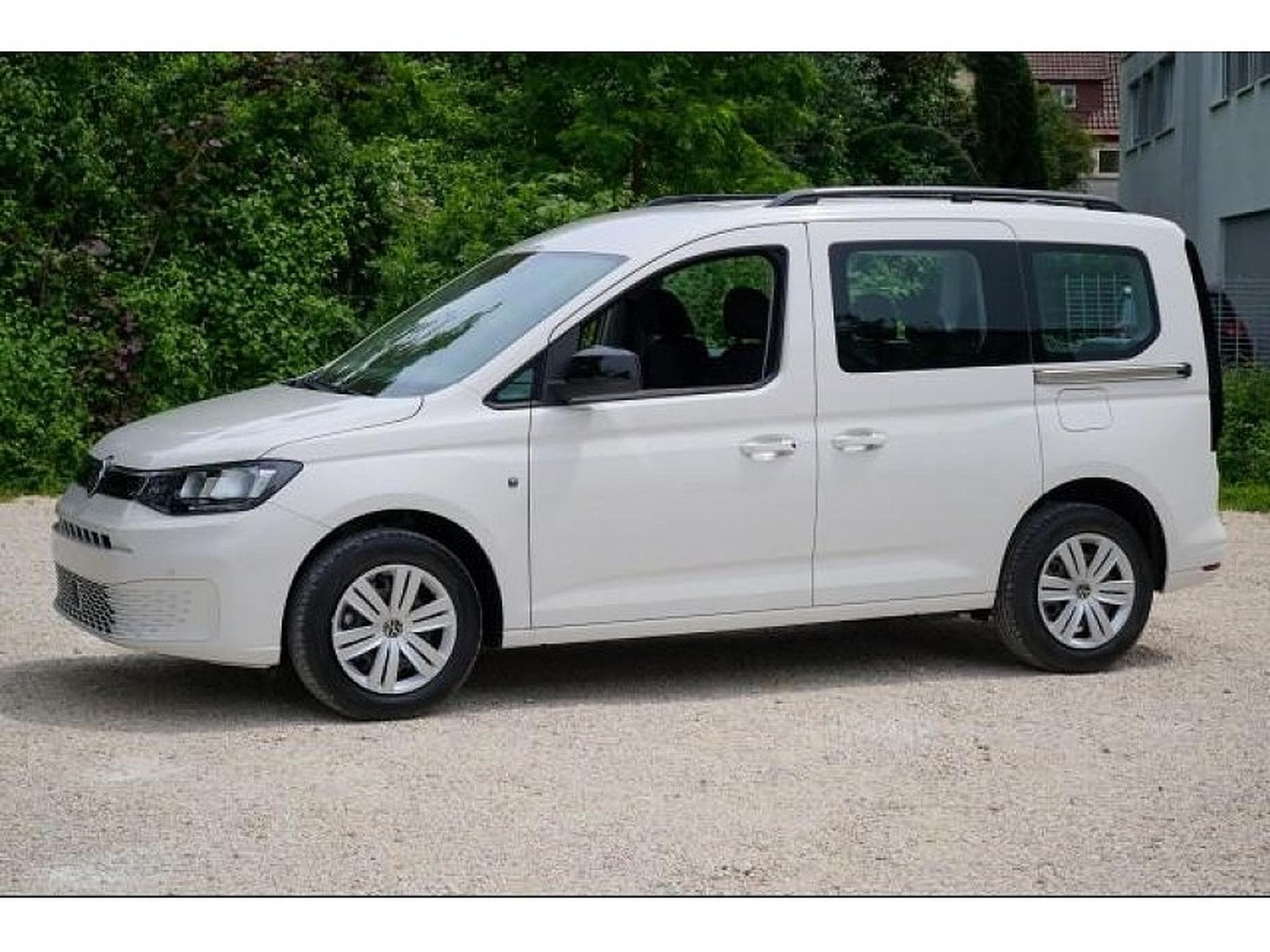 VW Caddy (2025) - Photo 13