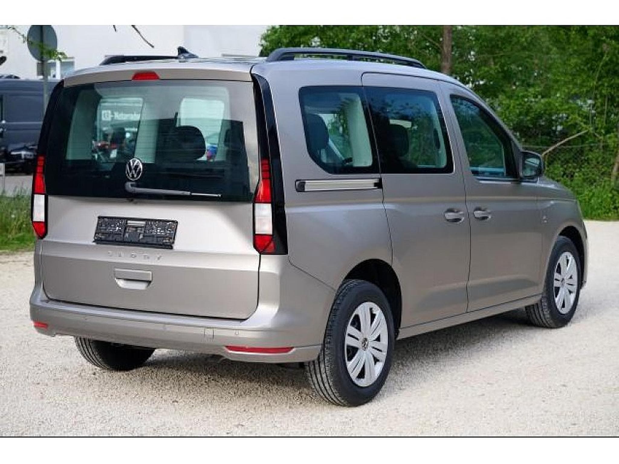 VW Caddy (2025) - Photo 10
