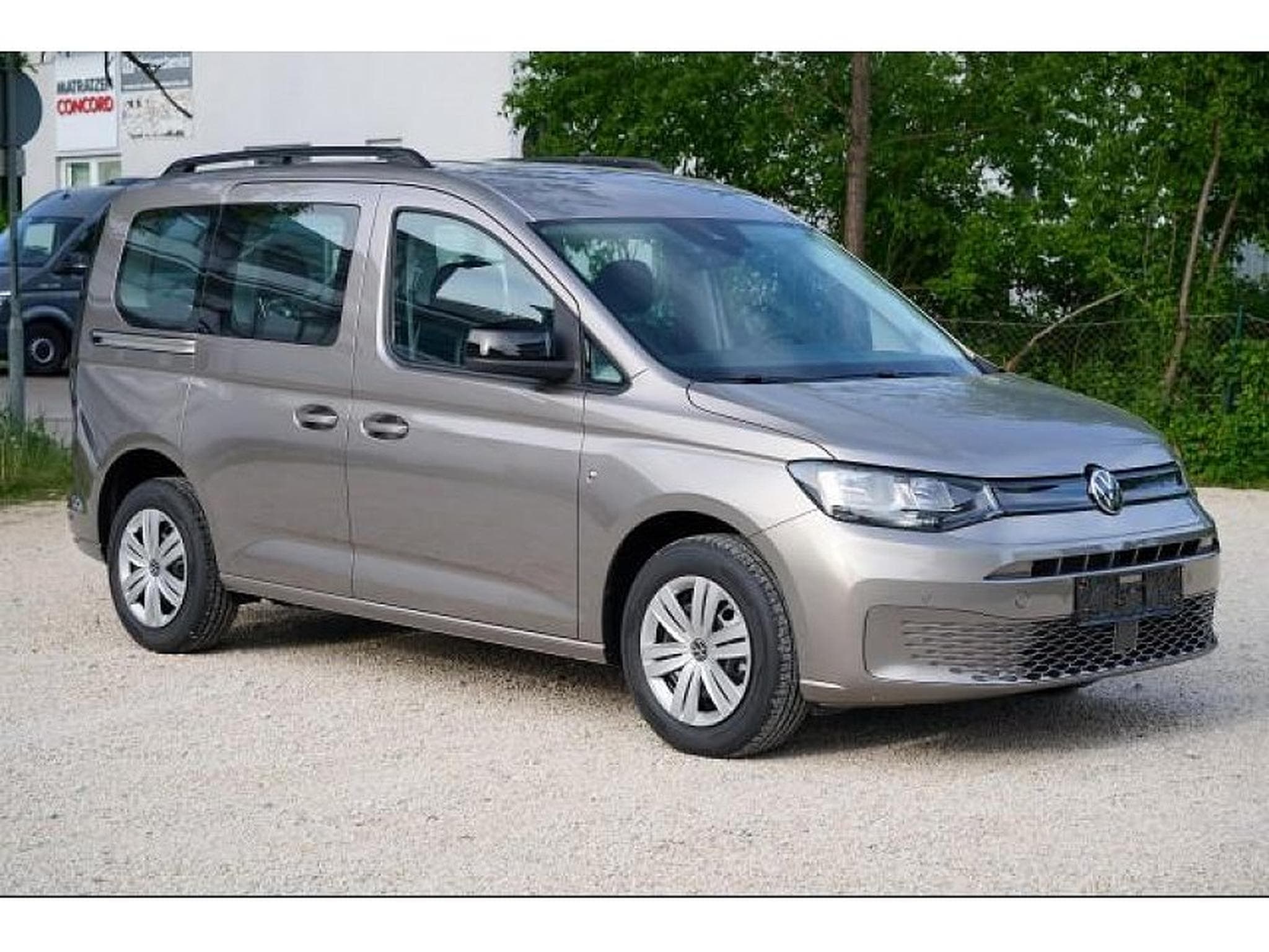 VW Caddy (2025) - Photo 6