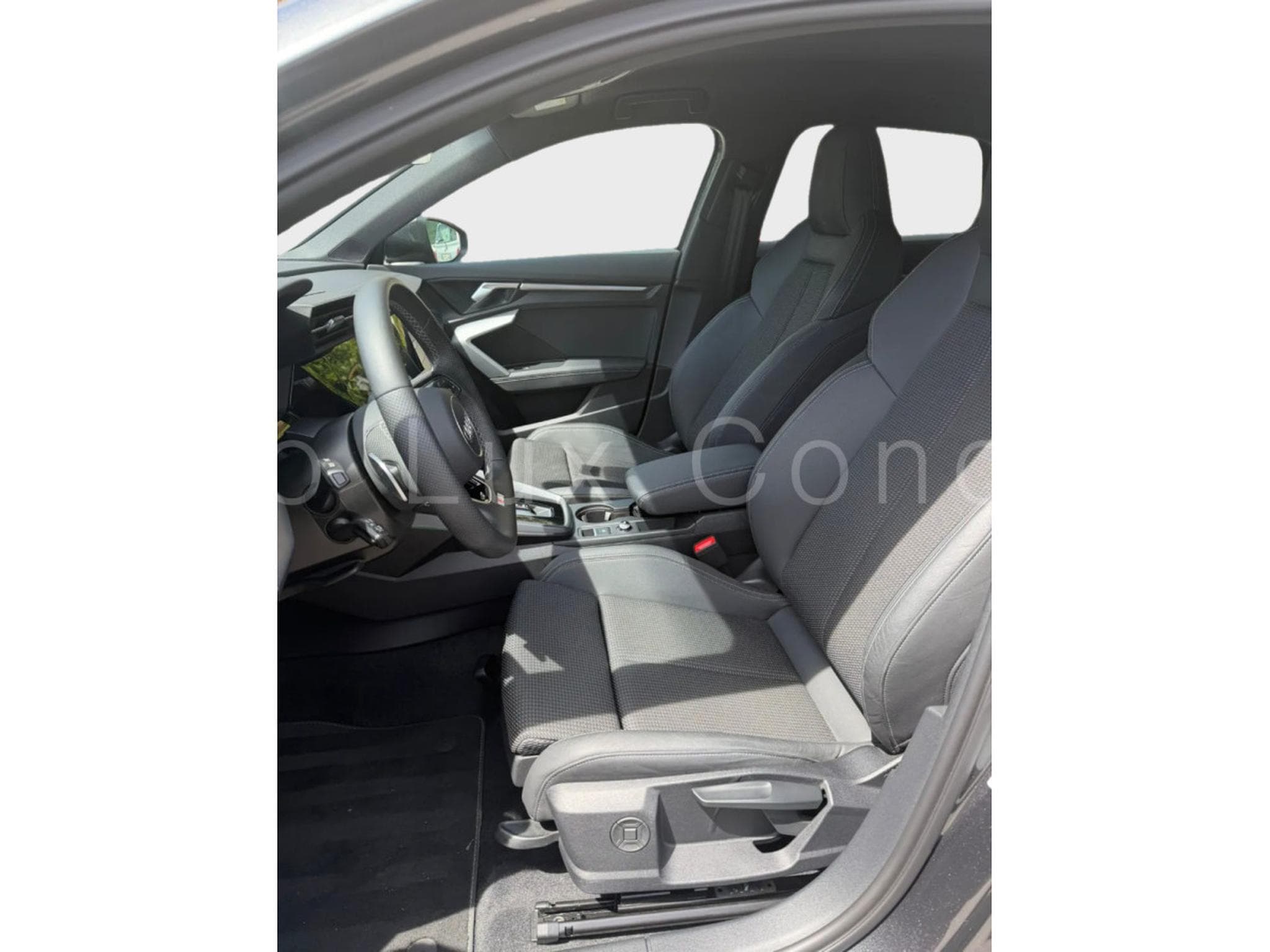 Audi A3 Sportback 40 TFSI e S line (2025) - Photo 7