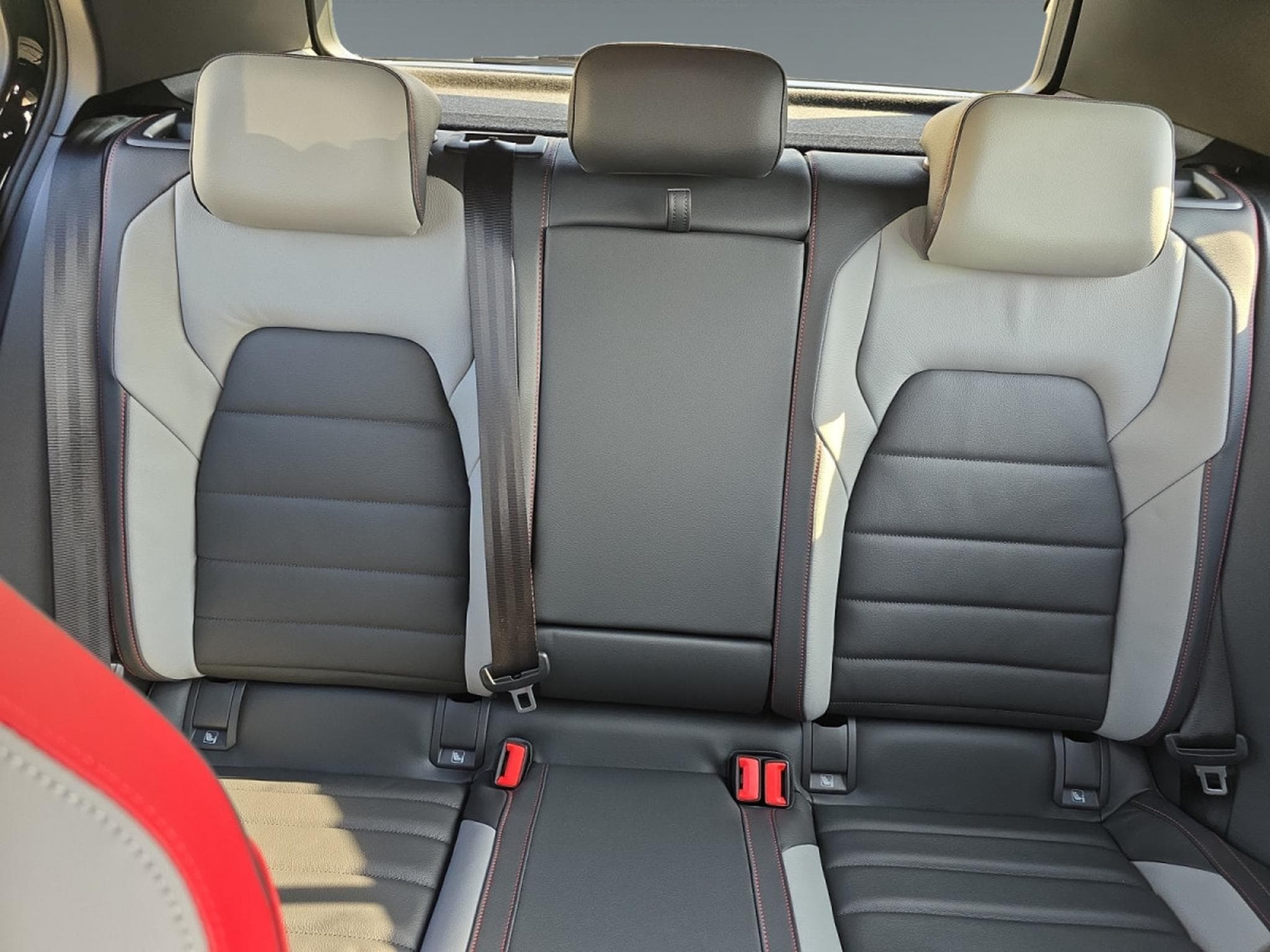 VW Golf GTI VIII (2025) - Photo 15