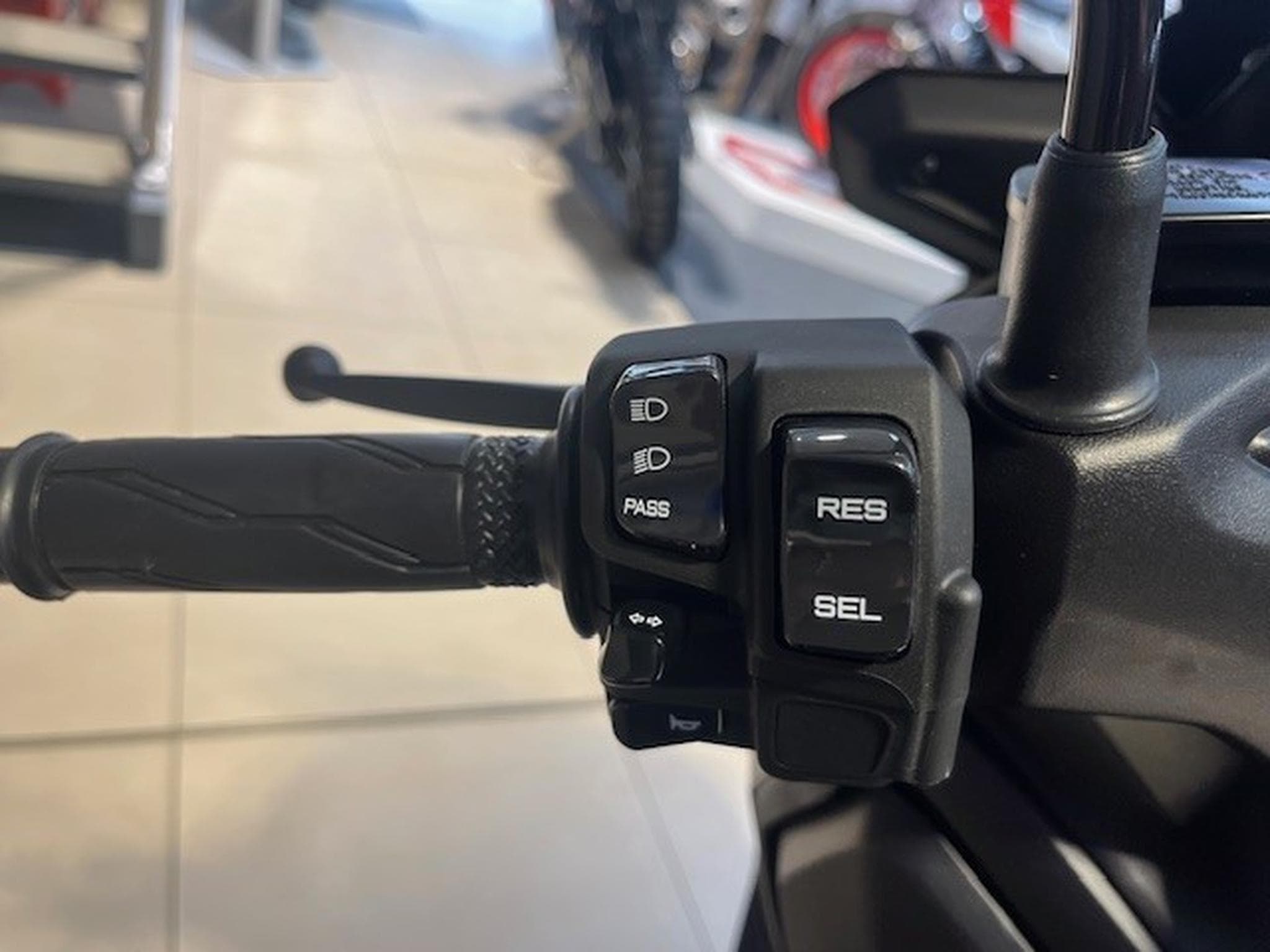 Yamaha X-Max (2025) - Foto 11