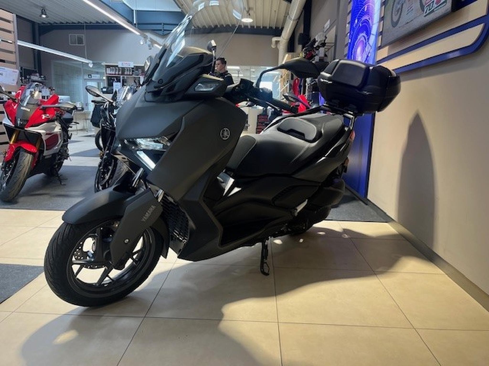 Yamaha X-Max (2025) - Foto 6
