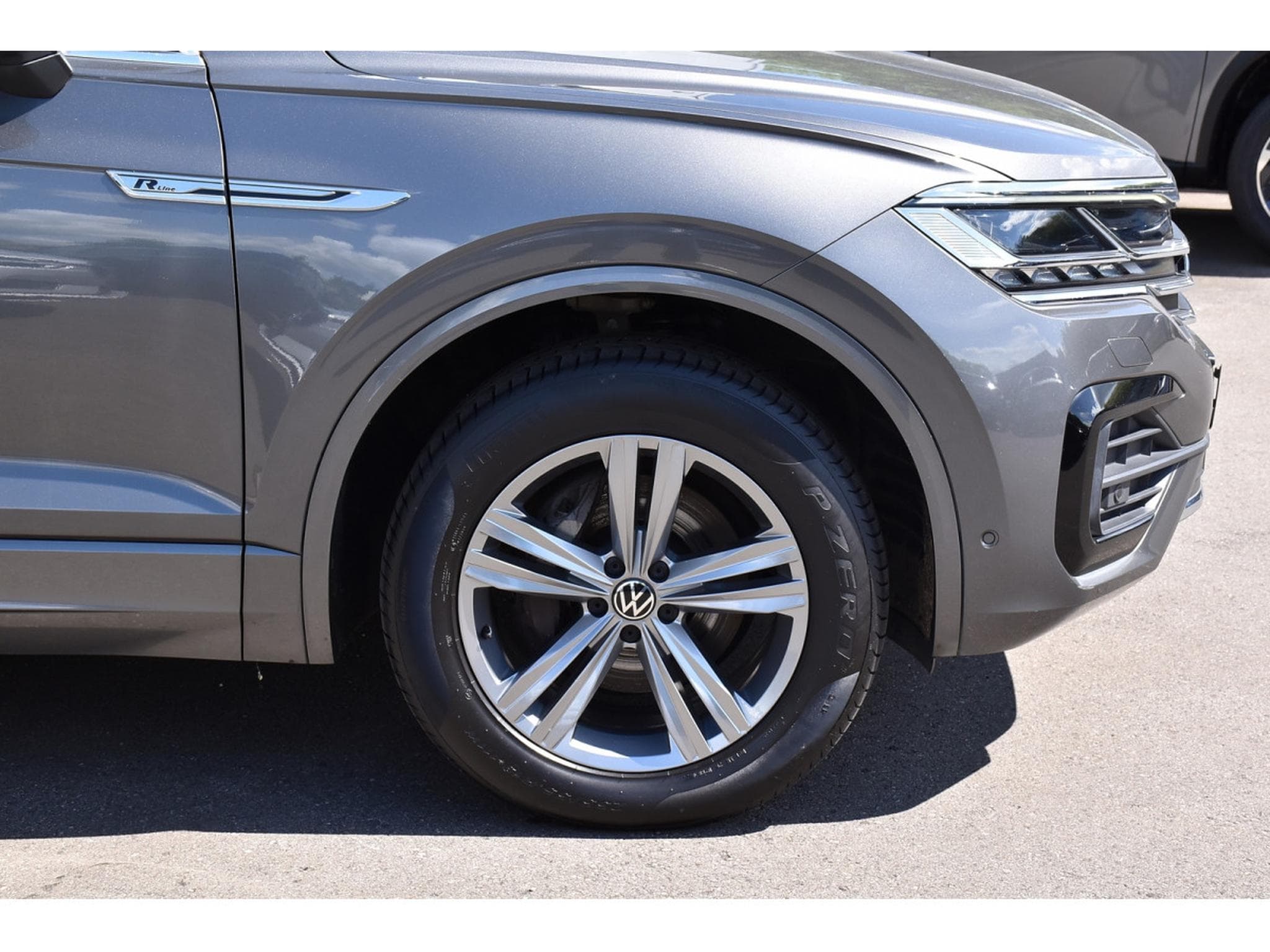VW Touareg 3.0 TDI 4Motion R-Line Tip PANO CHFF ADD ATT RMQ MEM 1° MAIN (2021) - Foto 5