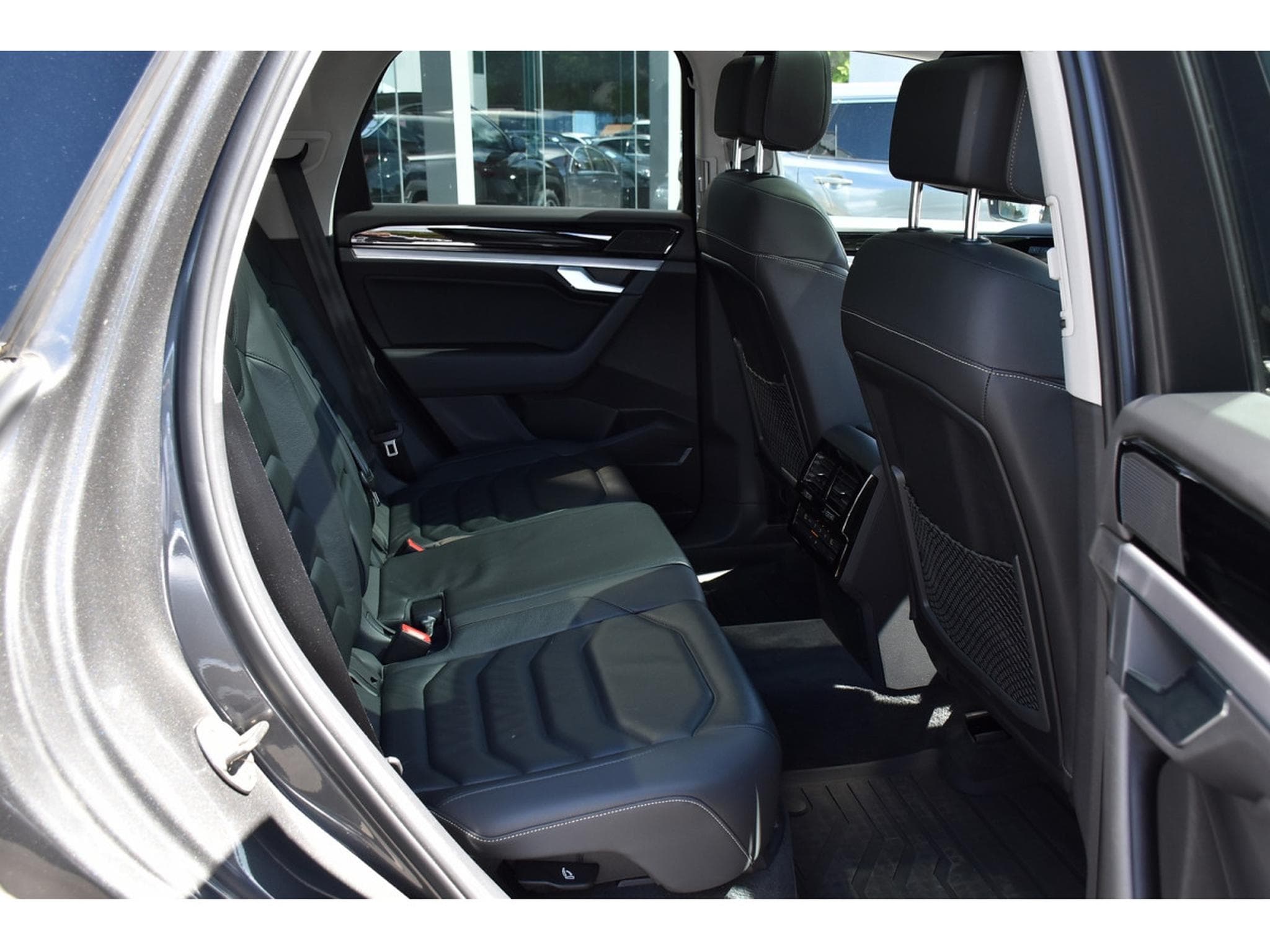 VW Touareg 3.0 TDI 4Motion R-Line Tip PANO CHFF ADD ATT RMQ MEM 1° MAIN (2021) - Foto 8