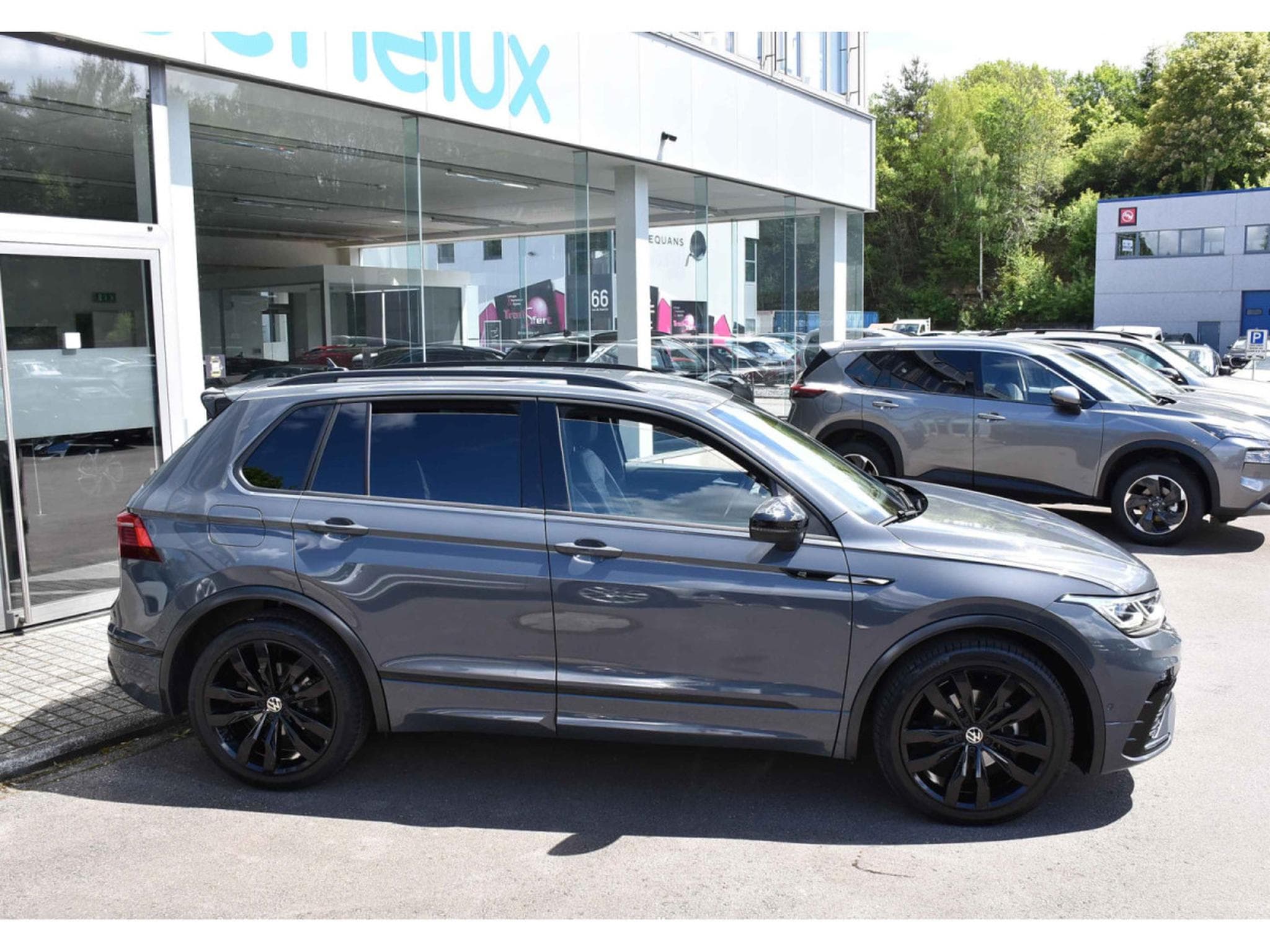 VW Tiguan 2.0 TDI R-Line DSG ACC TRAVEL SIDE ATT RMQ CAM PARK 1° MAIN (2023) - Foto 3