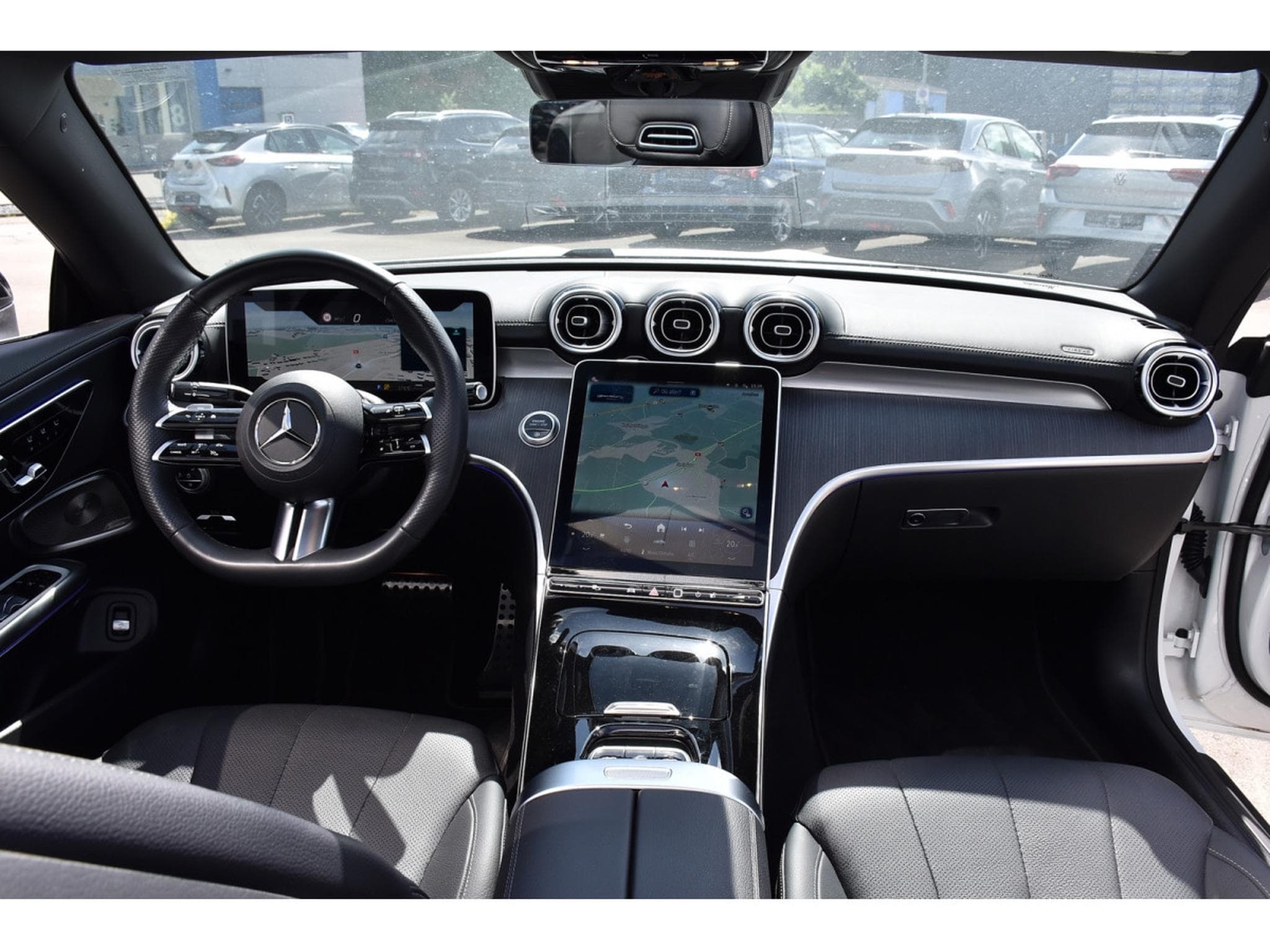 Mercedes CLE 200 AMG Line 9G-Tronic MEMO SG VENT DISTRONIC SIDE AIRSCARF 1°M. (2025) - Foto 12