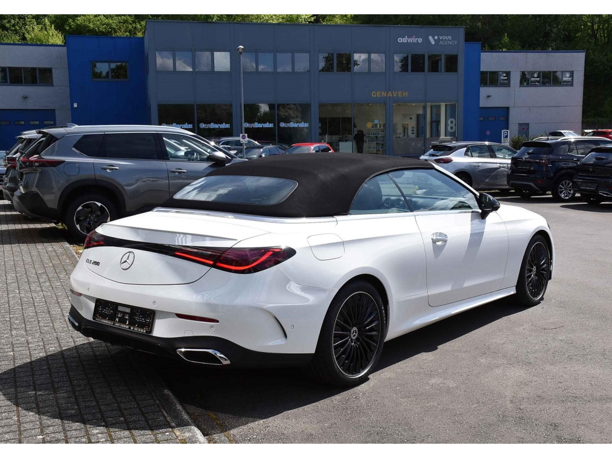 Mercedes CLE 200 AMG Line 9G-Tronic MEMO SG VENT DISTRONIC SIDE AIRSCARF 1°M. (2025) - Foto 6