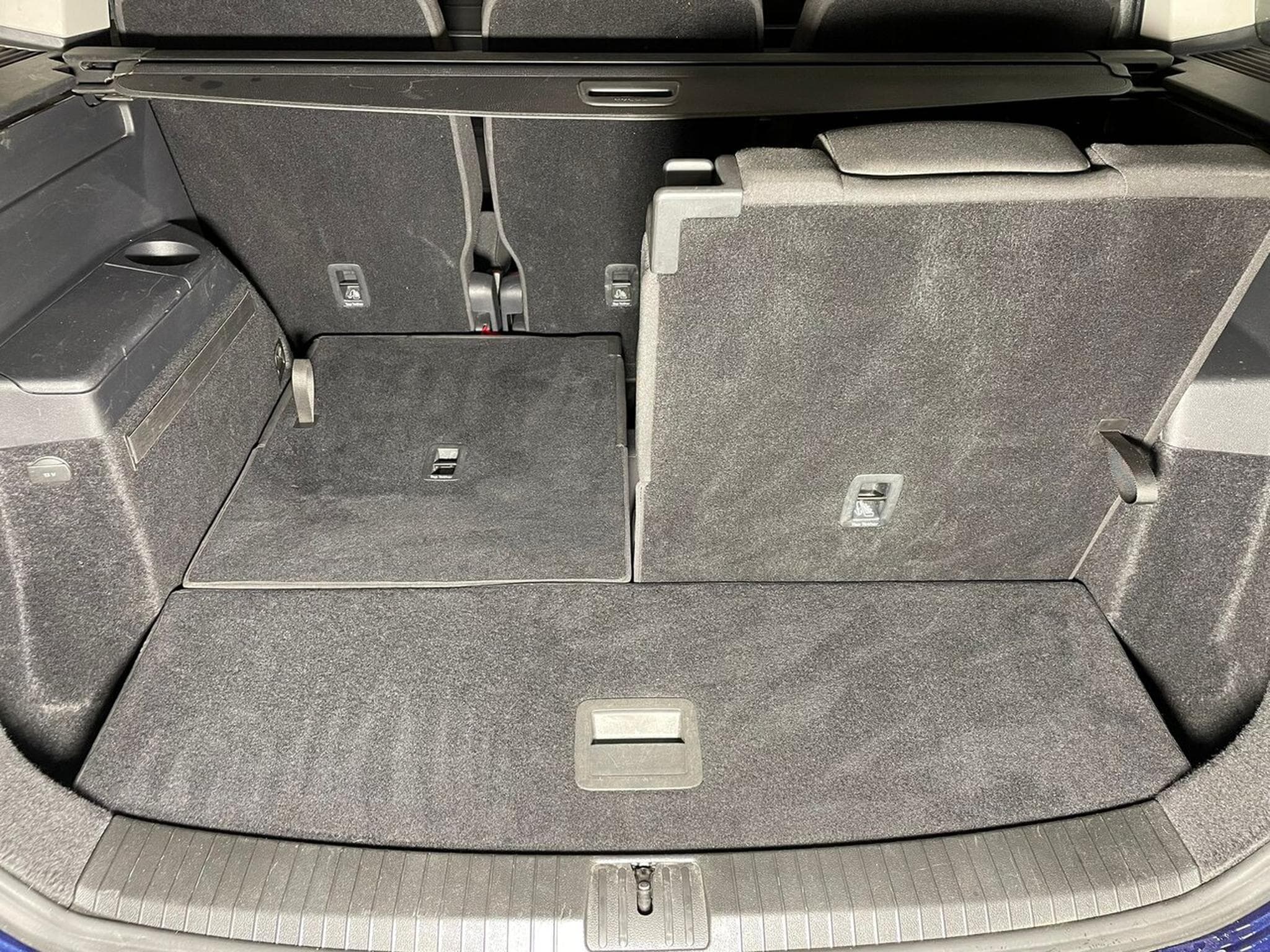 VW Touran 2.0 TDI 150 DSG LOUNGE GPS 7 PL (2023) - Photo 14