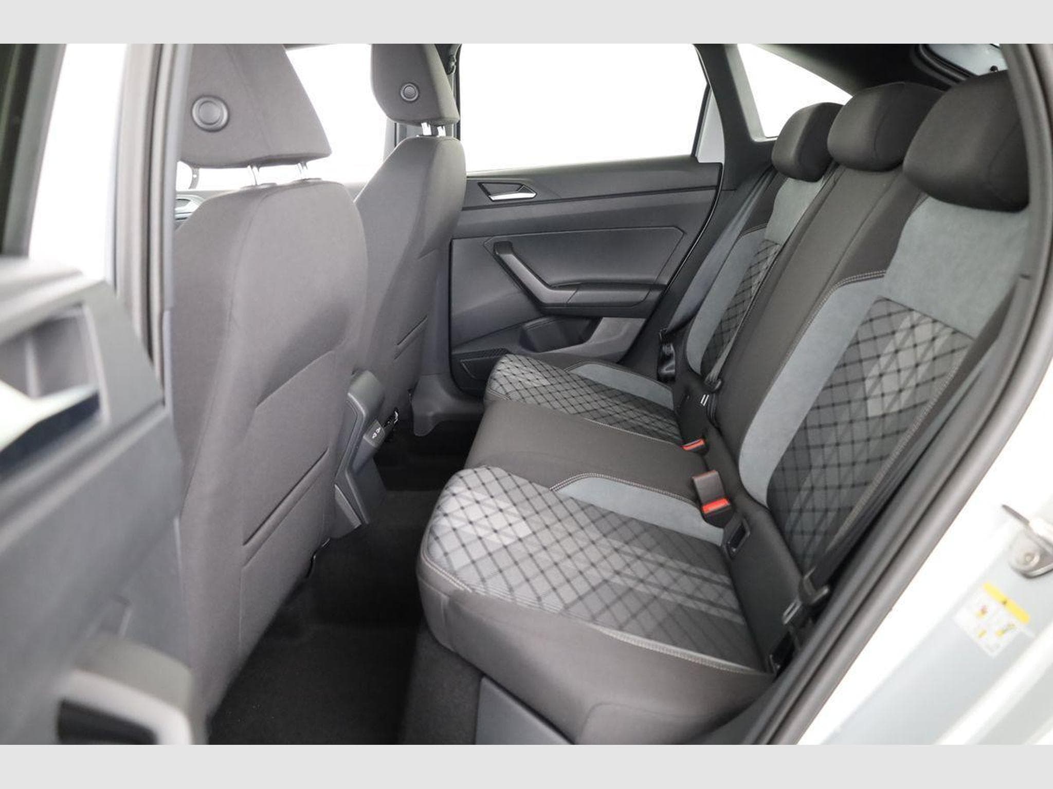 VW Taigo R-Line (2026) - Foto 11
