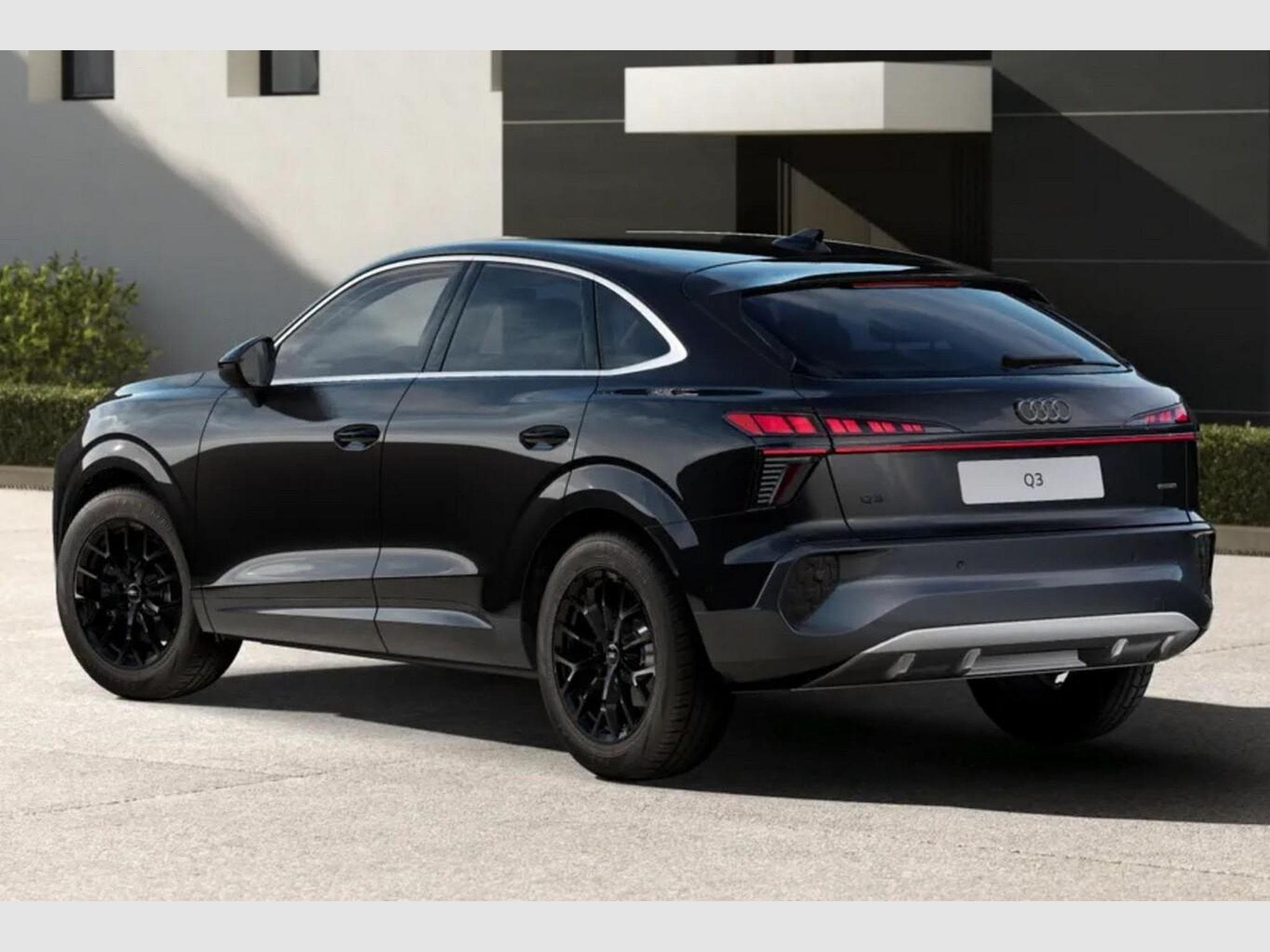 Audi Q3 Sportback Sportb neuMod (2026) - Photo 3