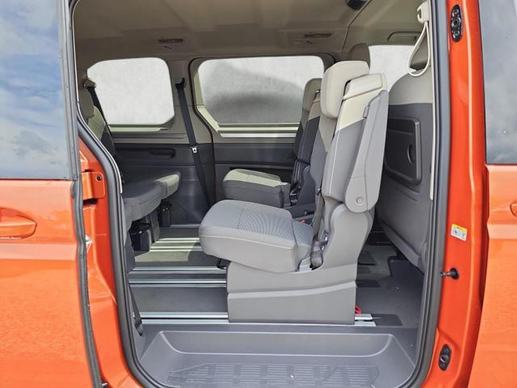 VW T7 Edition lang (2026) - Photo 13