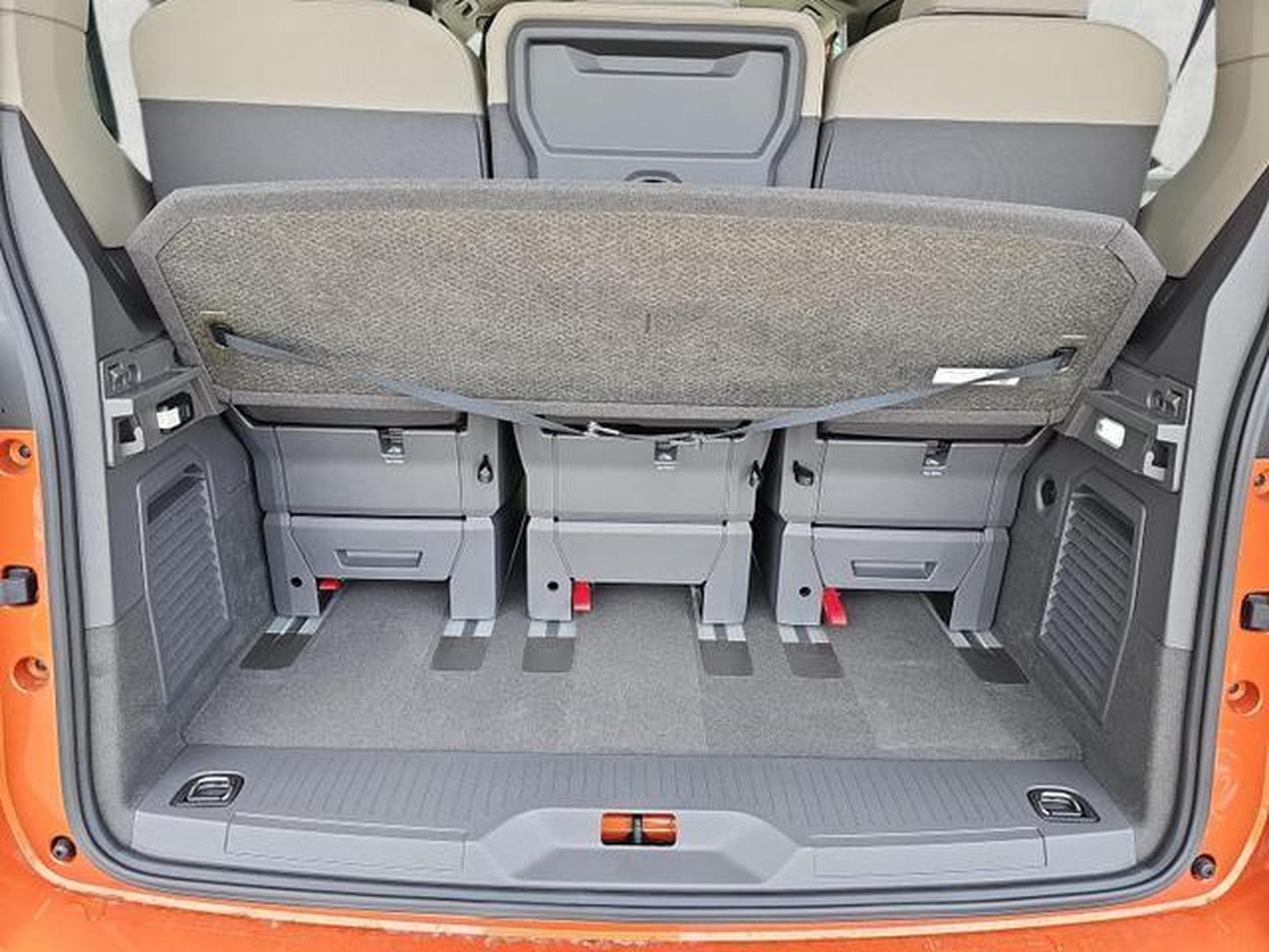 VW T7 Edition lang (2026) - Photo 14