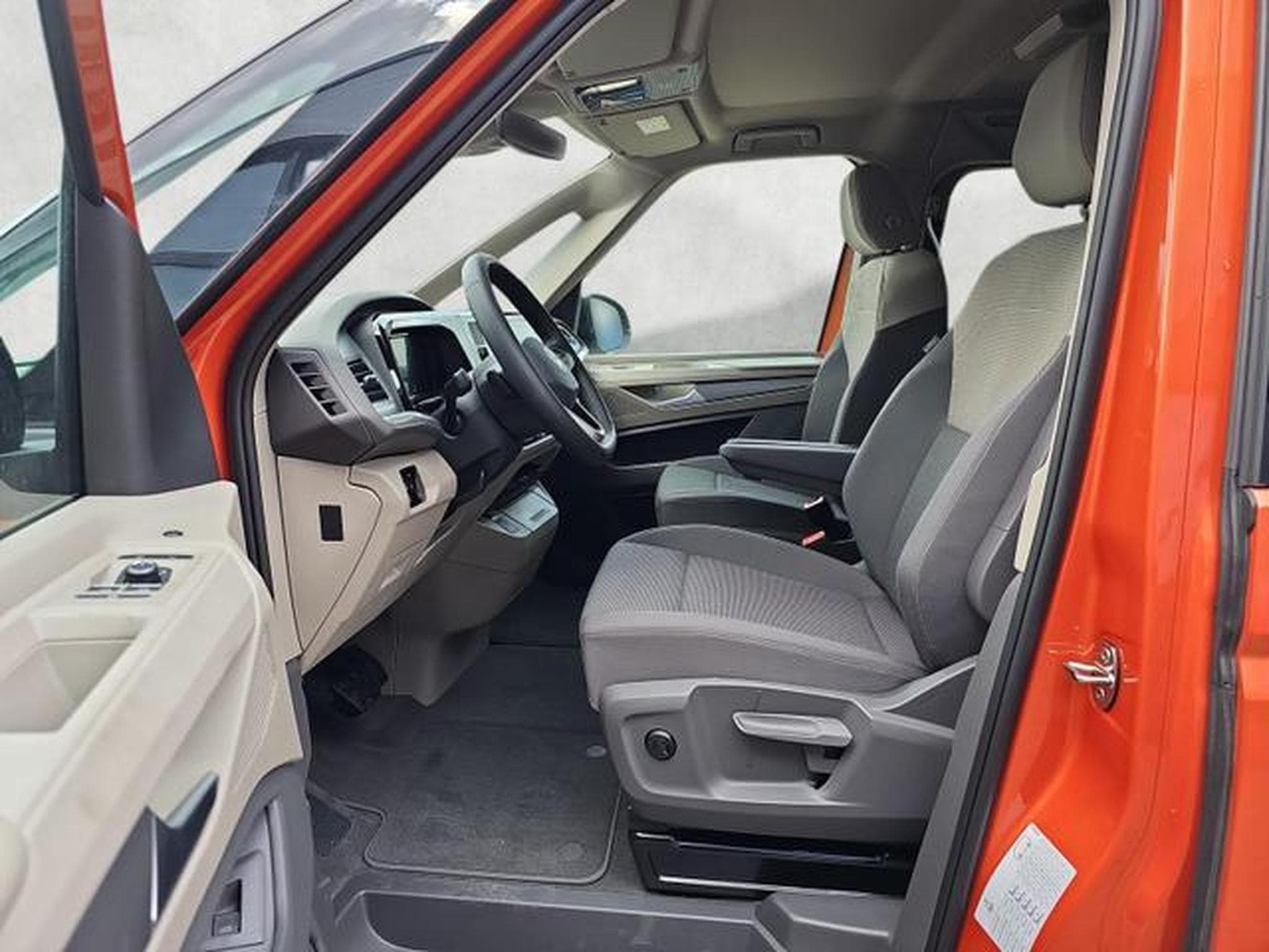 VW T7 Edition lang (2026) - Photo 9