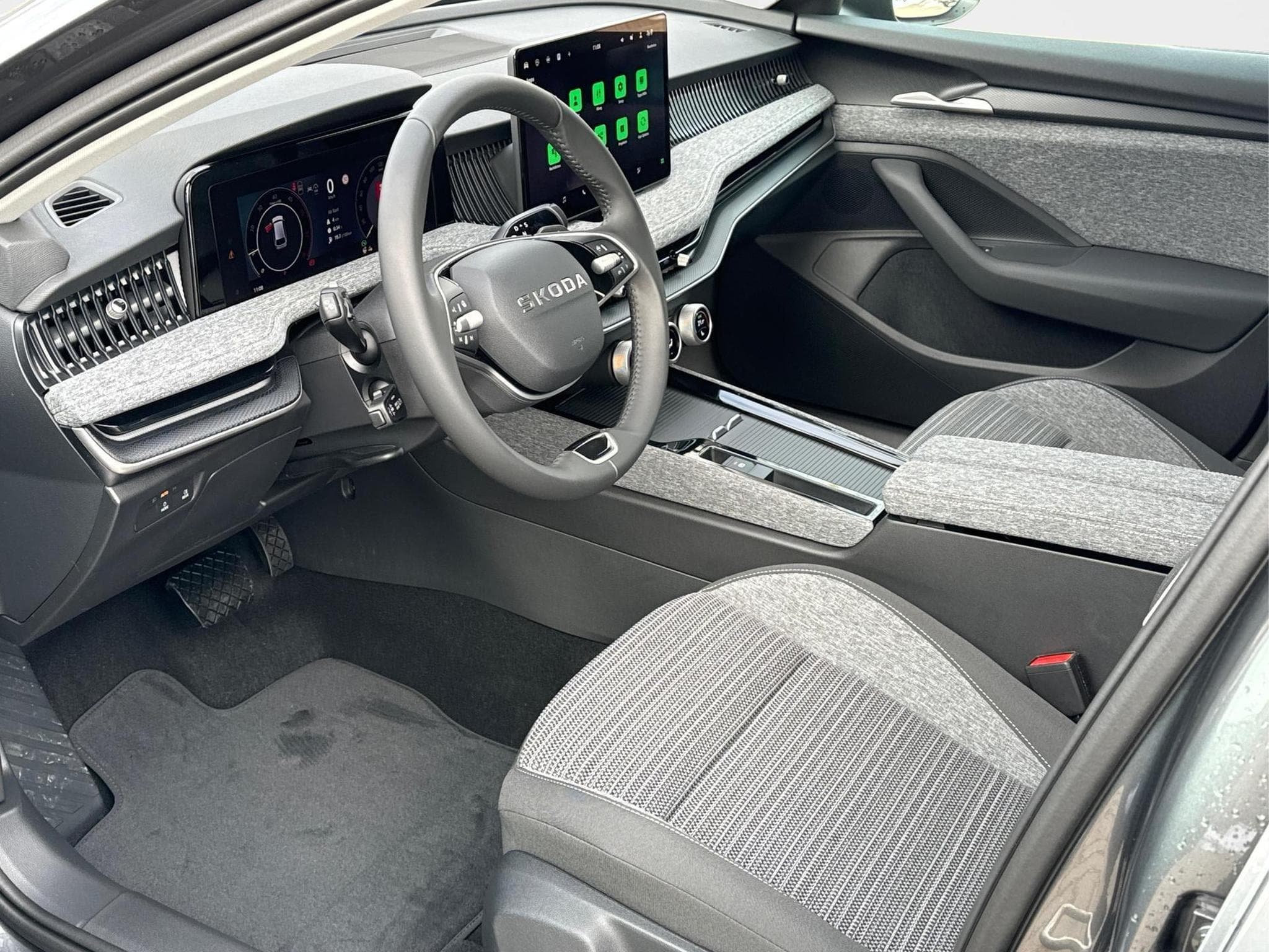 Skoda Superb Selection (2026) - Foto 9