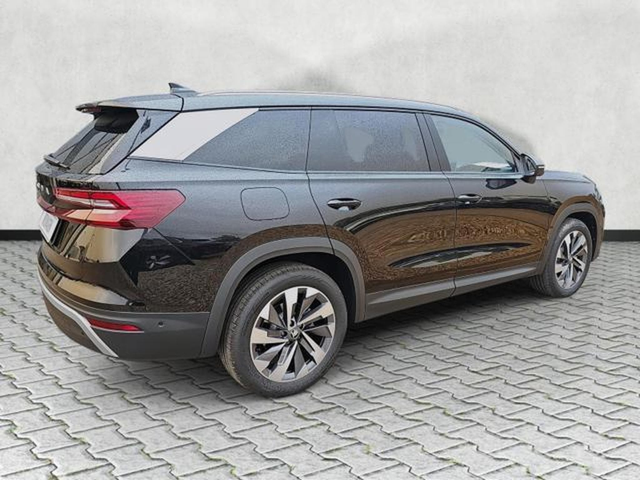 Skoda Kodiaq 1.5 TSI mHEV 110 kW Selection (2025) - Foto 7