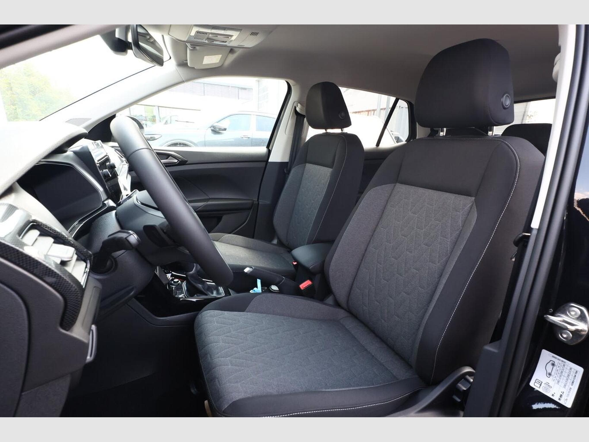 VW T-Cross DSG Matrix 2ZKlima (2026) - Foto 6
