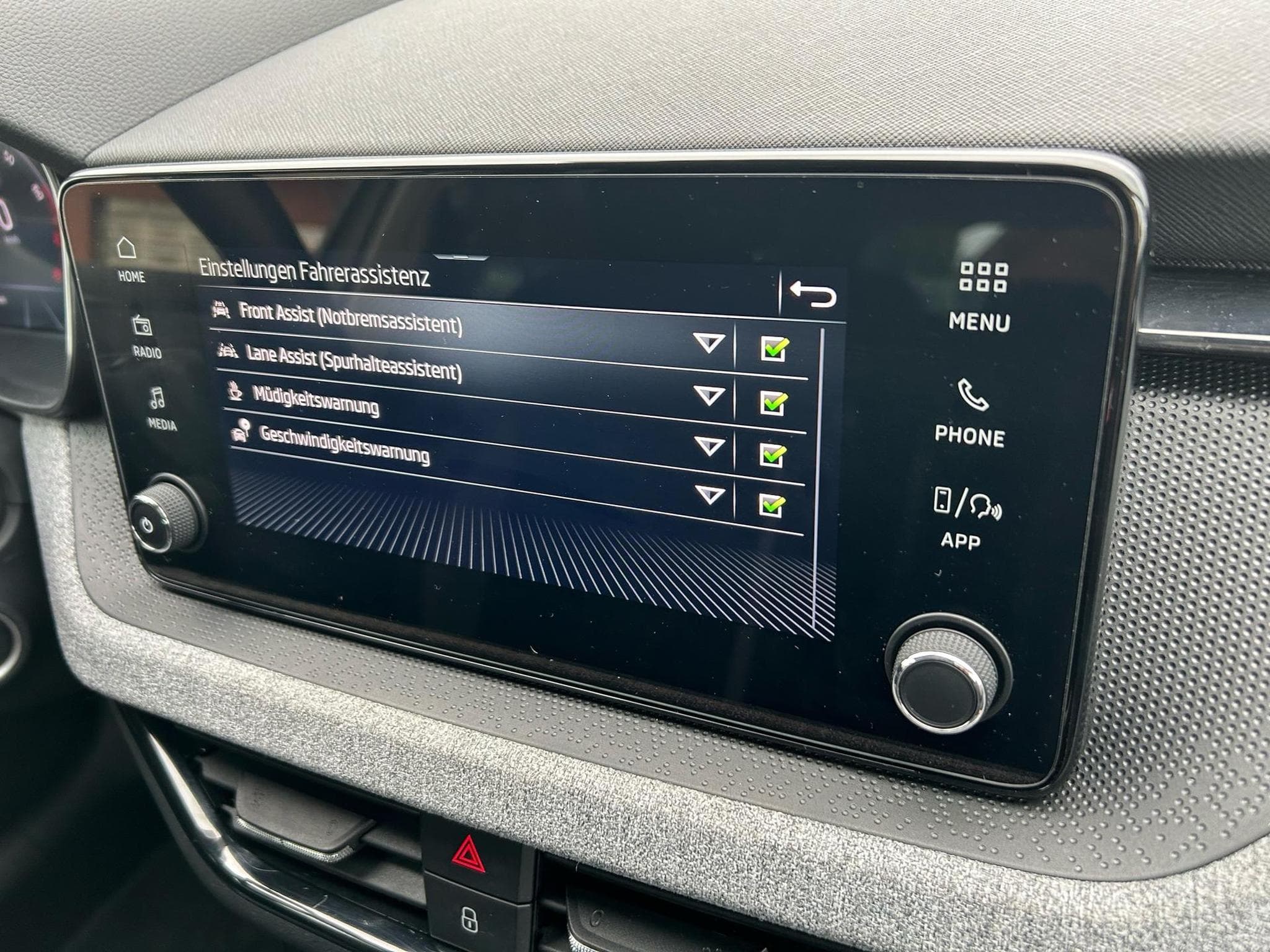 Skoda Scala Selection (2025) - Photo 11